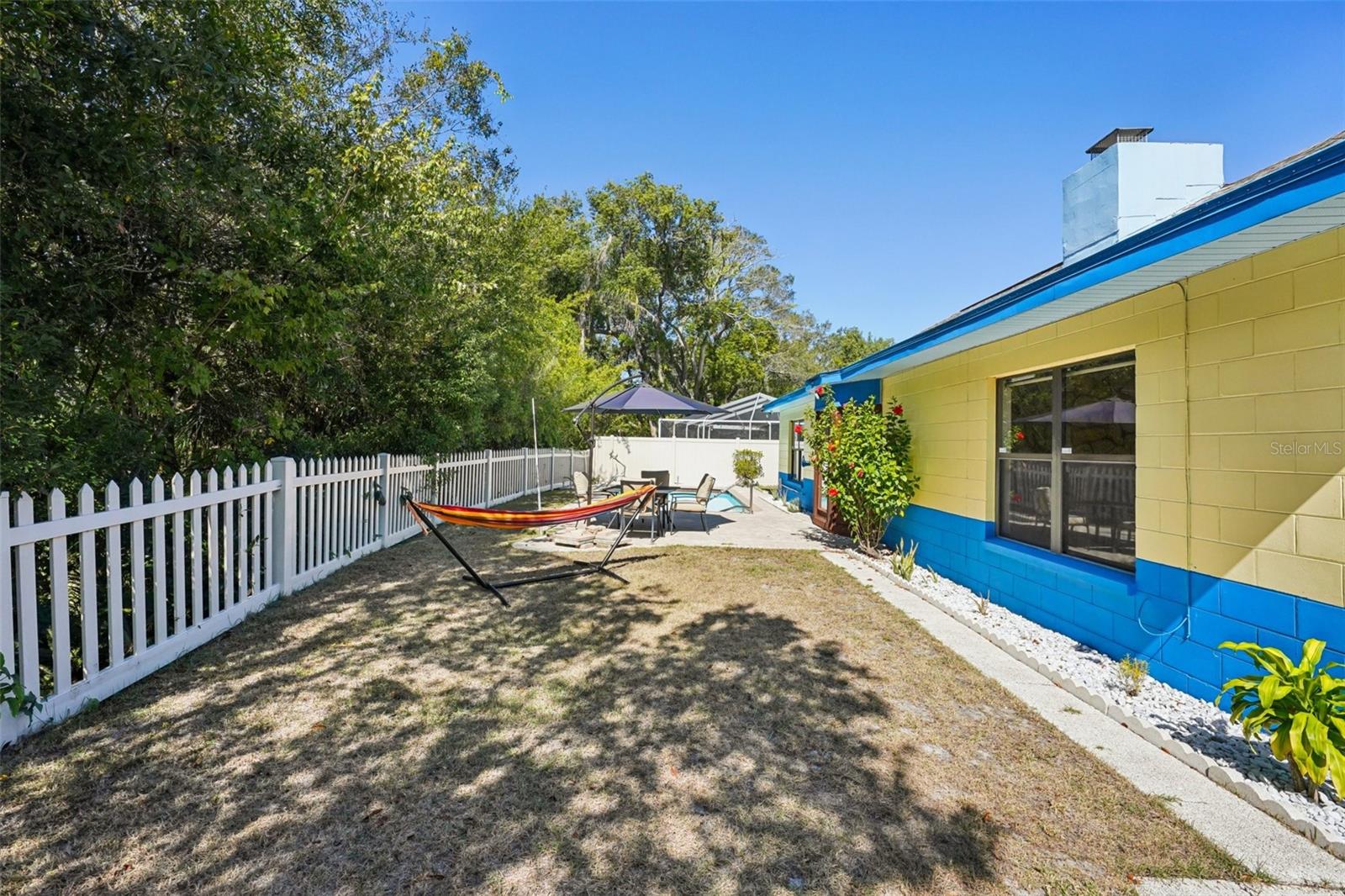 Image 27 of 32 For 14804 Carnation Drive