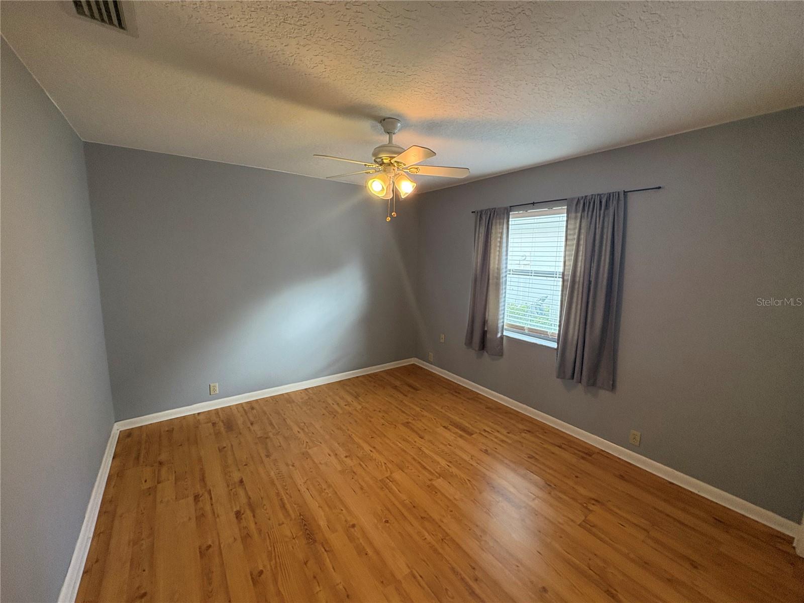 Image 19 of 69 For 1702 Horseshoe Drive