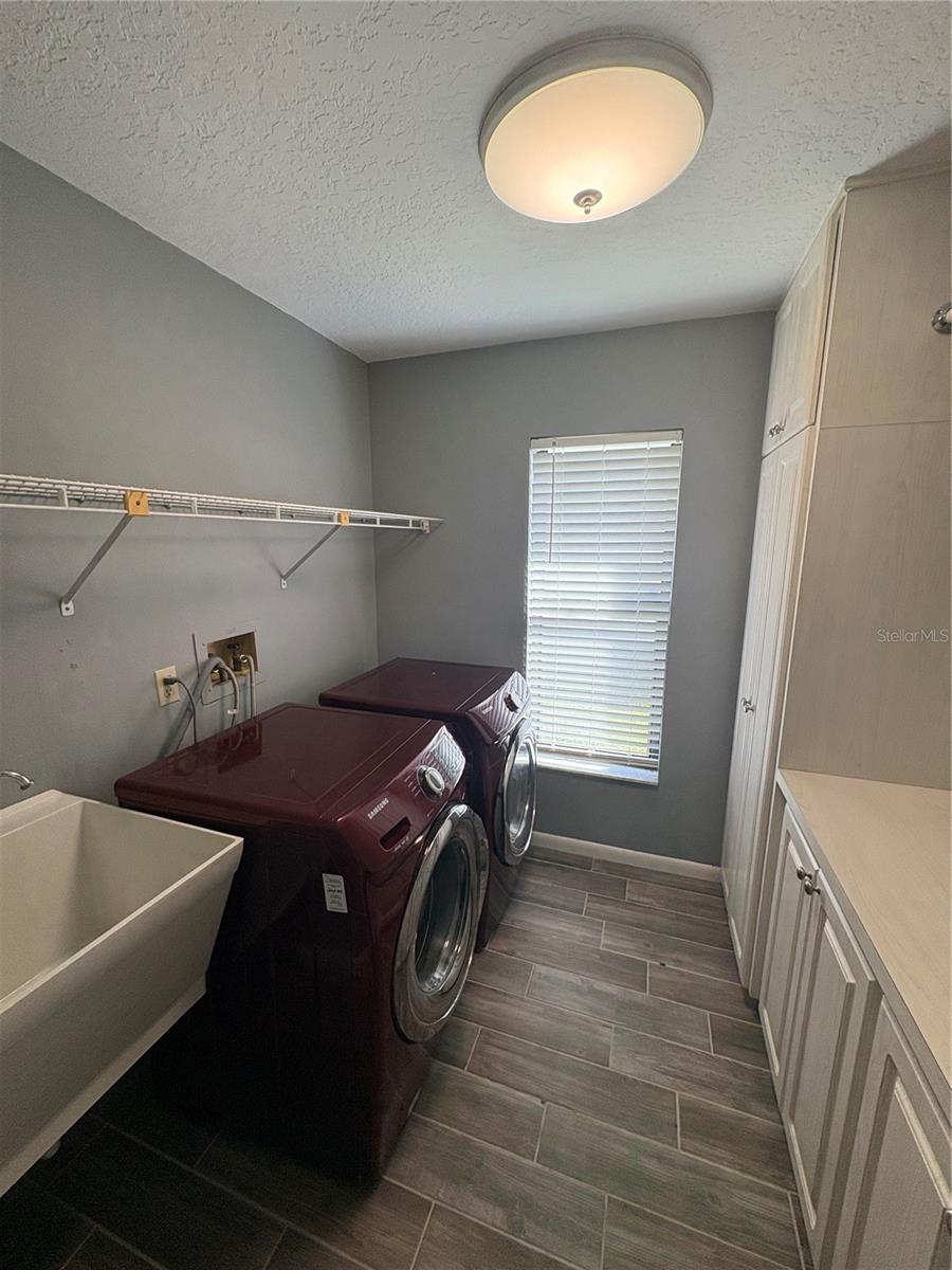 Image 24 of 69 For 1702 Horseshoe Drive