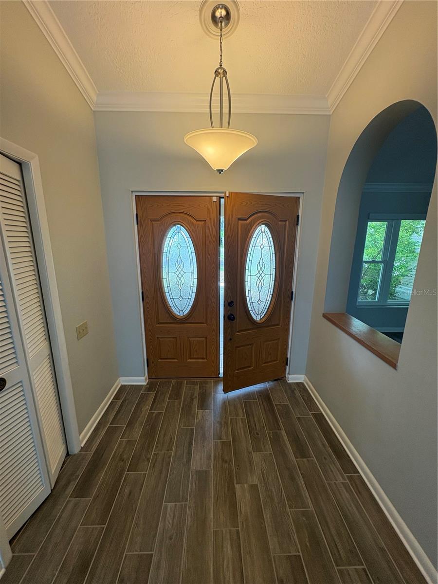 Image 4 of 69 For 1702 Horseshoe Drive