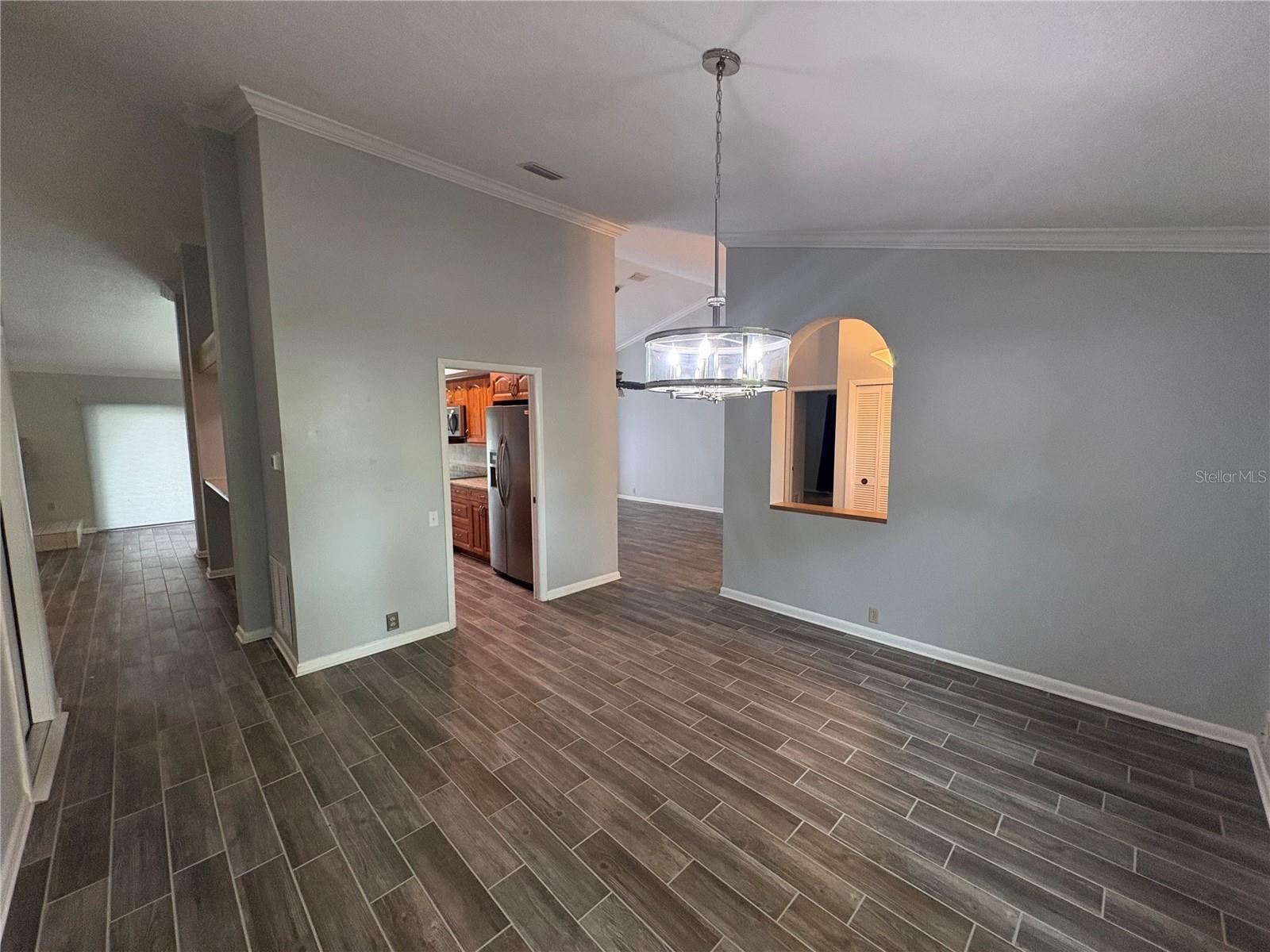 Image 7 of 69 For 1702 Horseshoe Drive