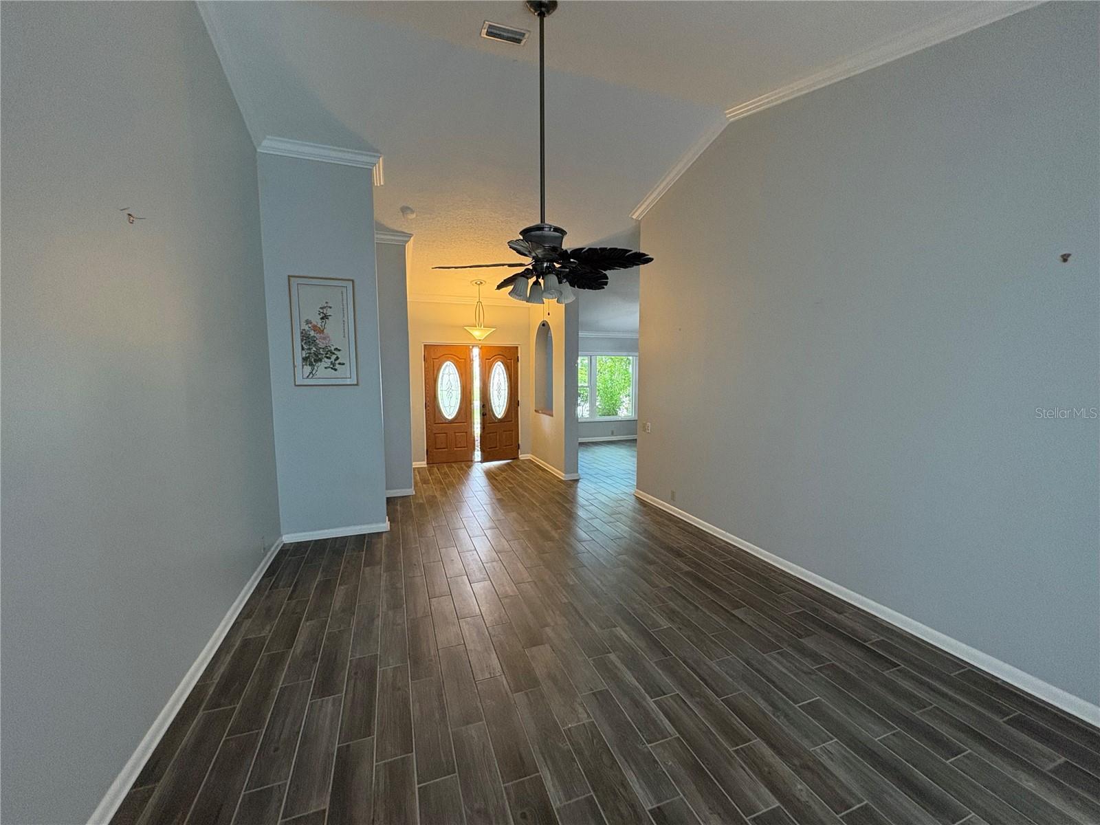 Image 9 of 69 For 1702 Horseshoe Drive