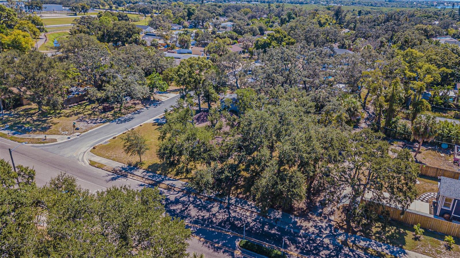 Image 23 of 35 For 4300 18th Avenue S