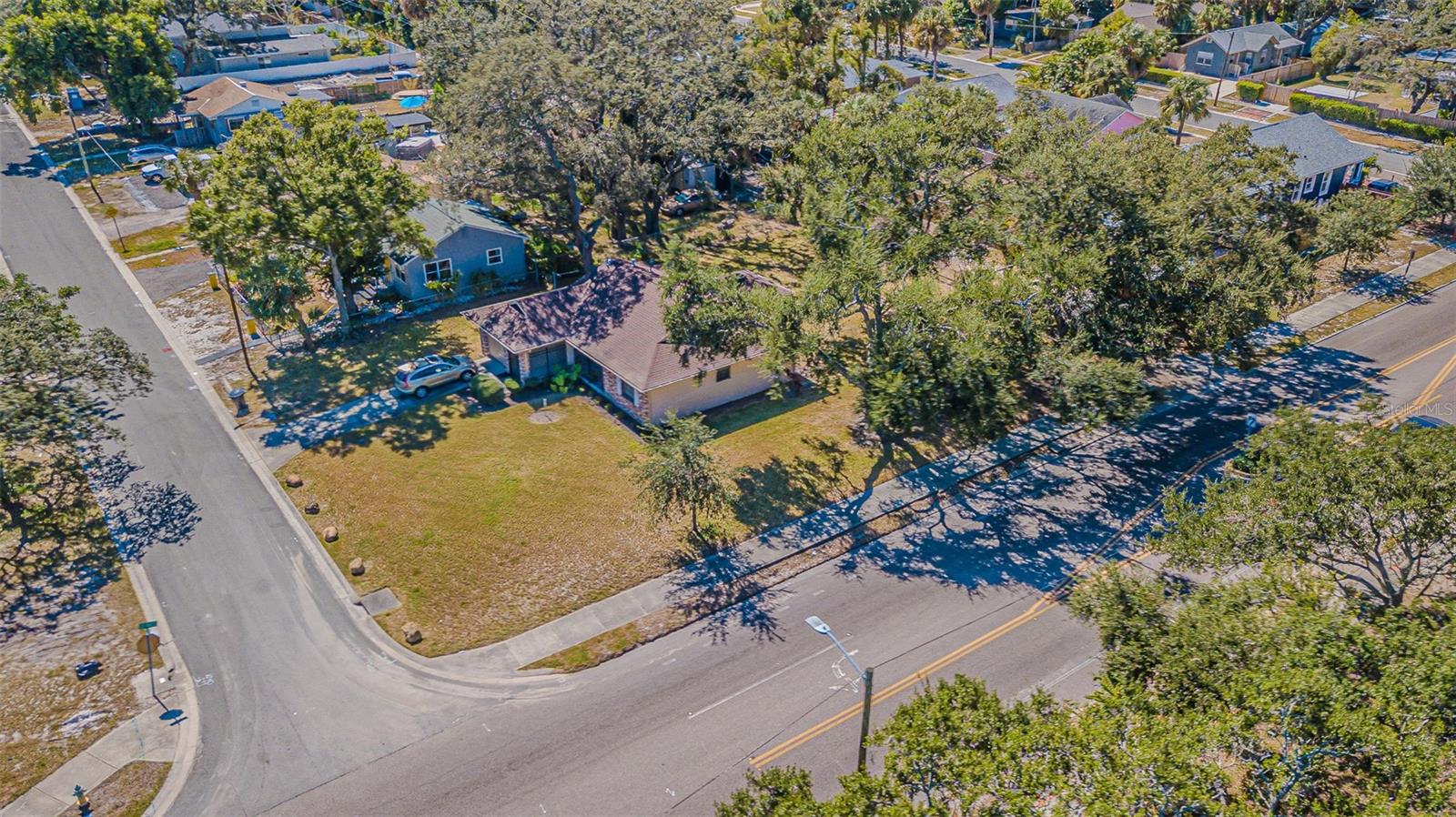 Image 24 of 35 For 4300 18th Avenue S