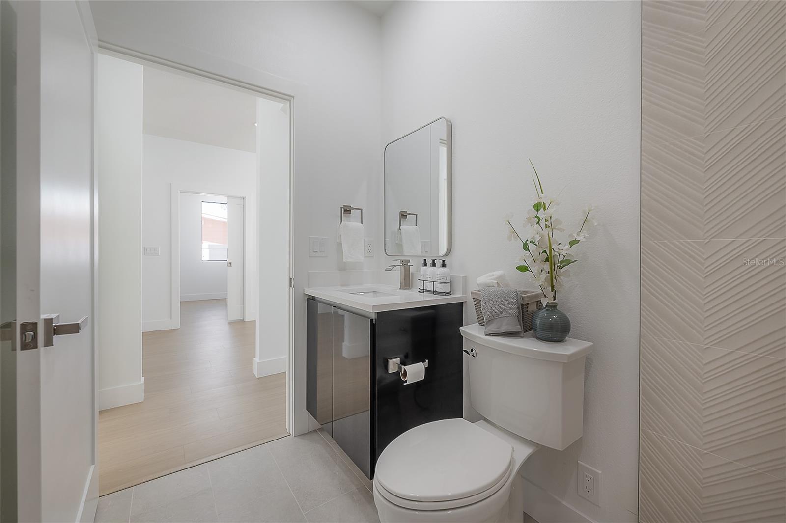 Image 26 of 55 For 2721 17th Avenue N