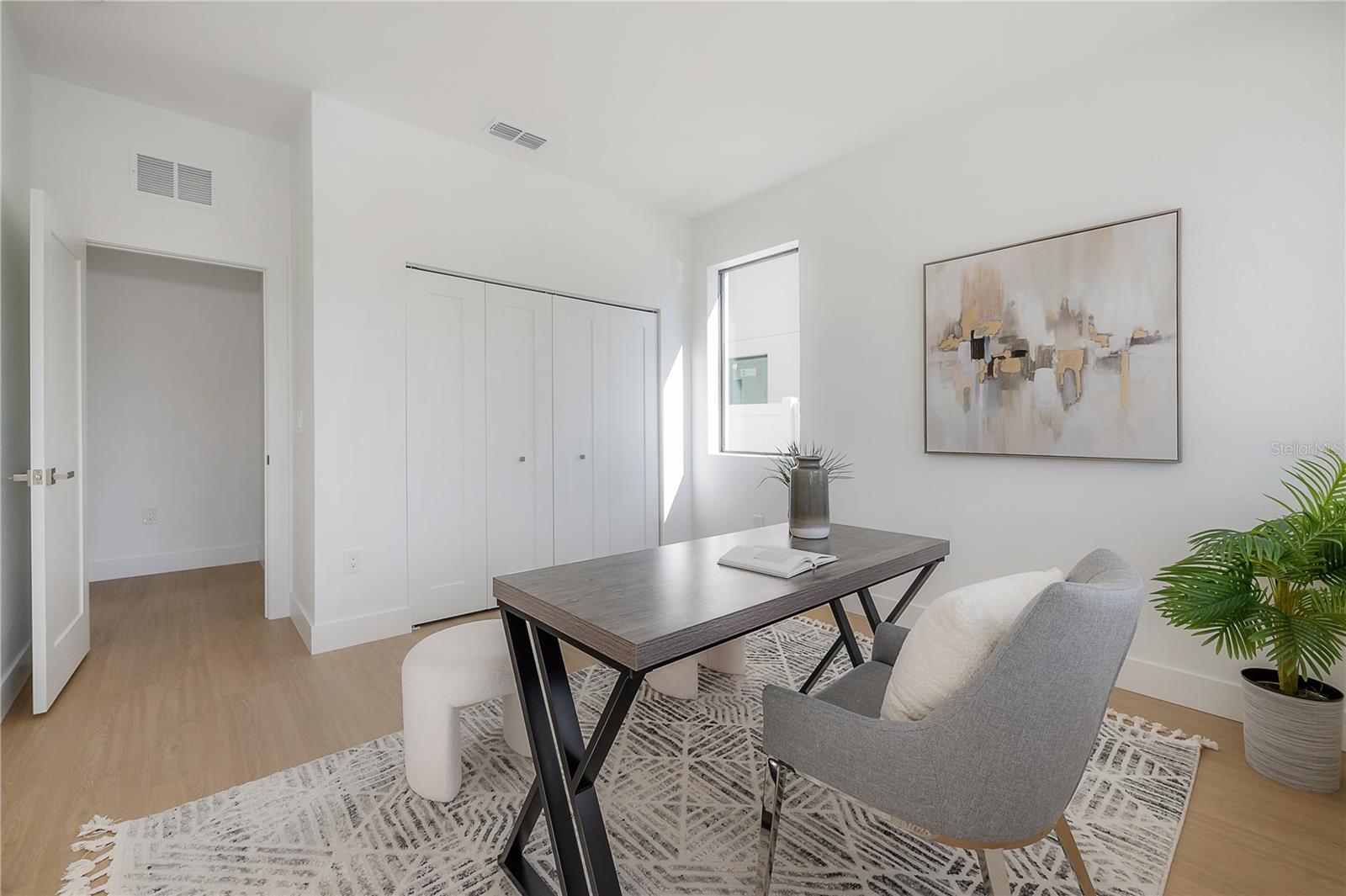 Image 29 of 55 For 2721 17th Avenue N