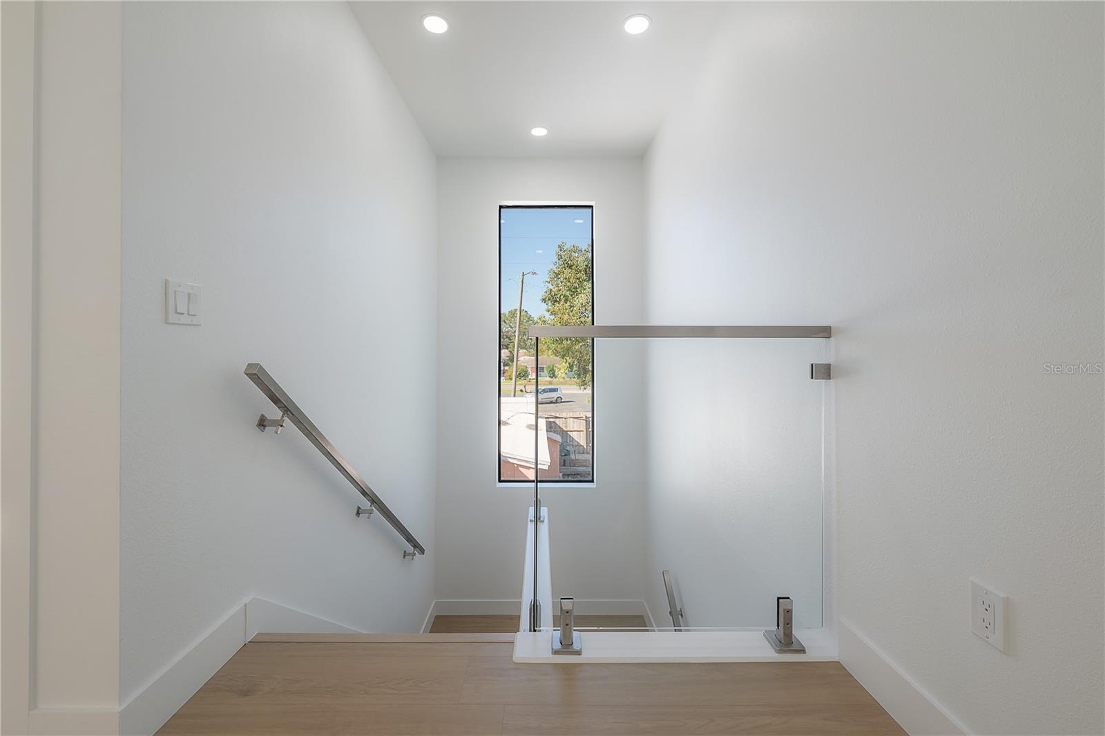 Image 30 of 55 For 2721 17th Avenue N