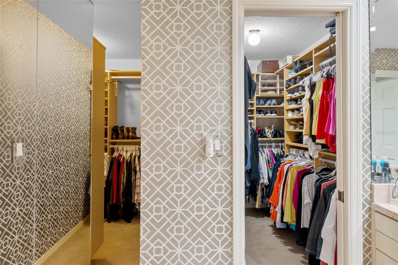 Listing photo id 42 for 4922 Bay Way Place