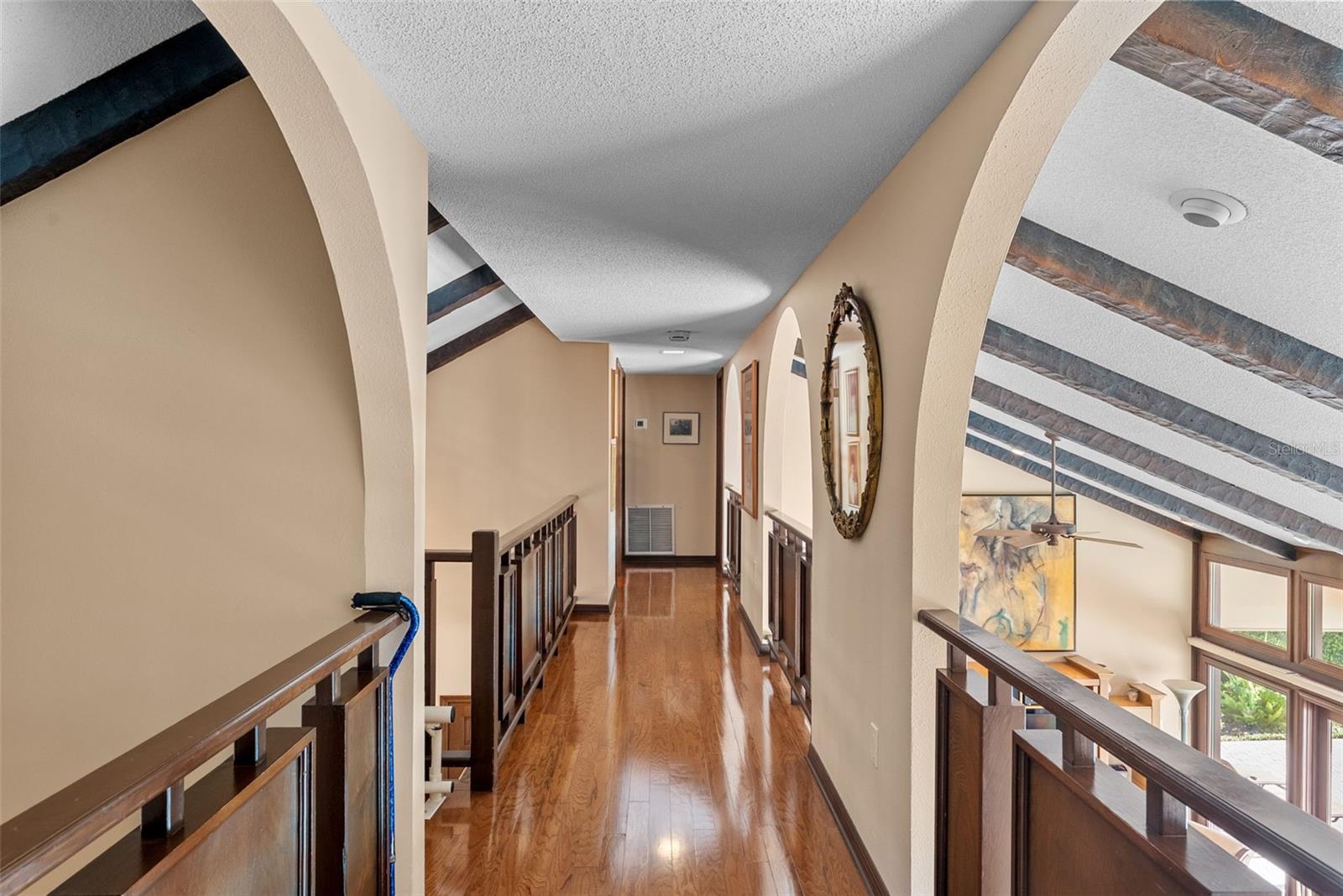 Listing photo id 47 for 4922 Bay Way Place