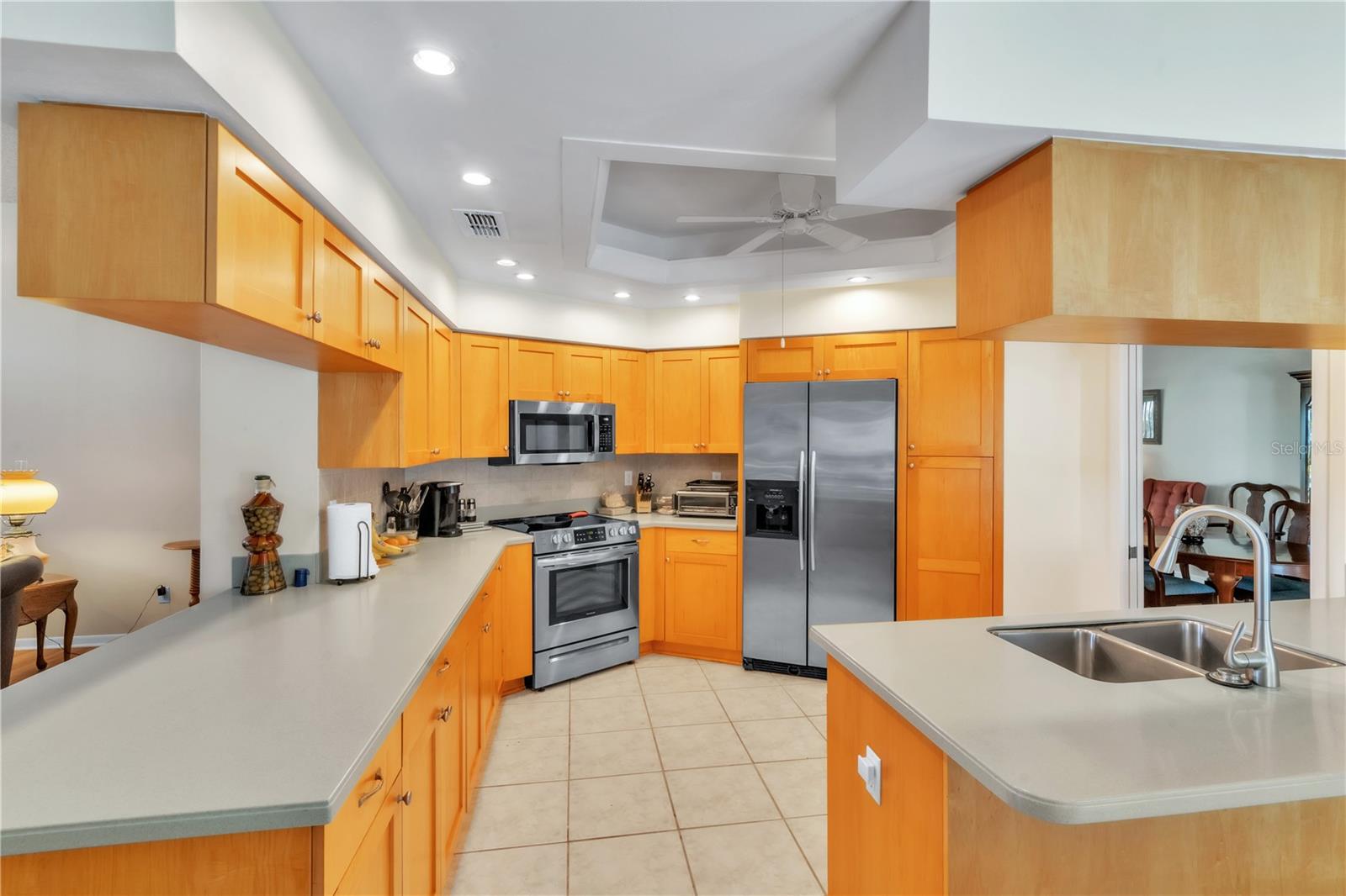 Image 15 of 60 For 3238 Glenridge Drive