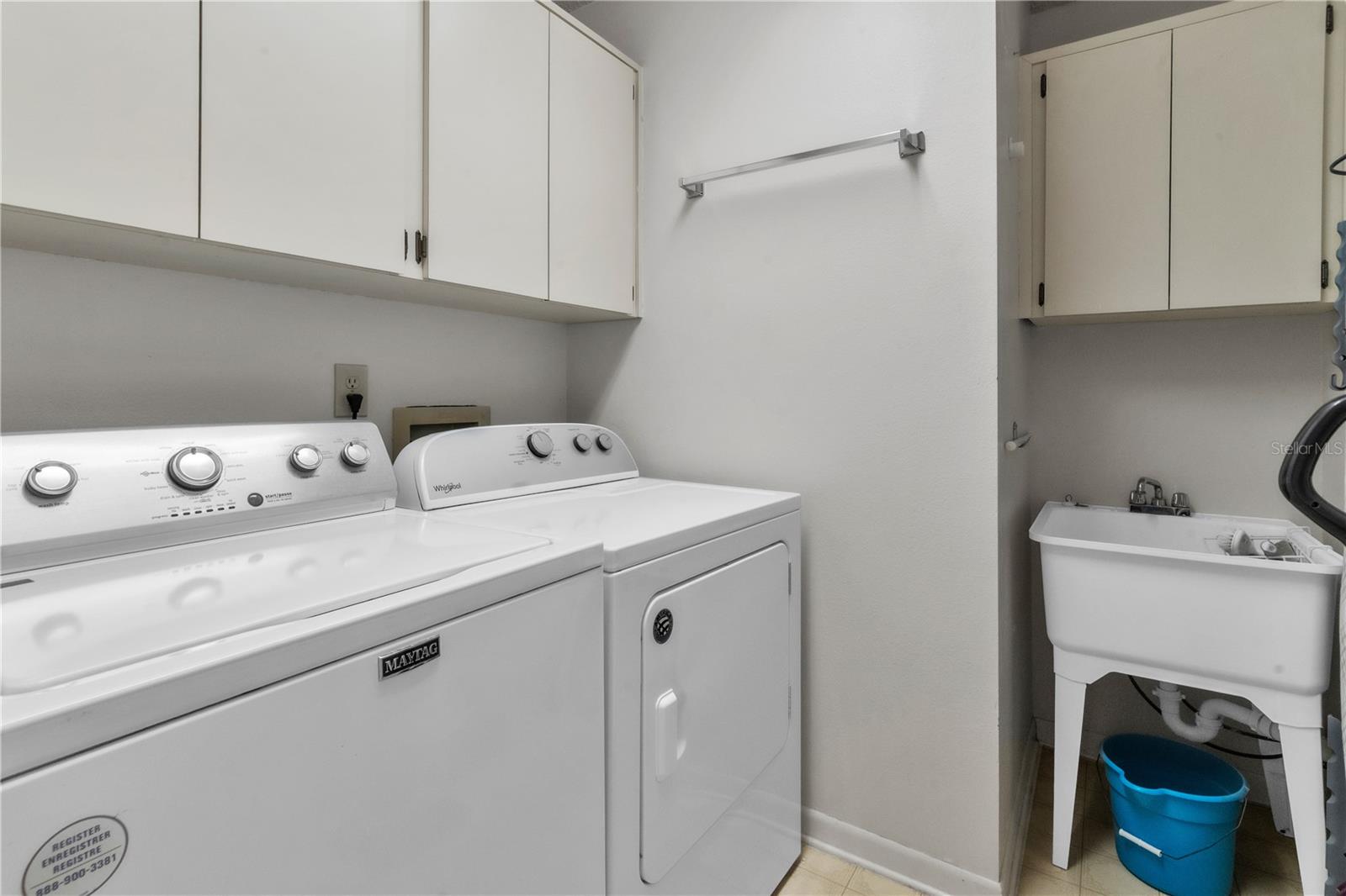 Image 20 of 60 For 3238 Glenridge Drive