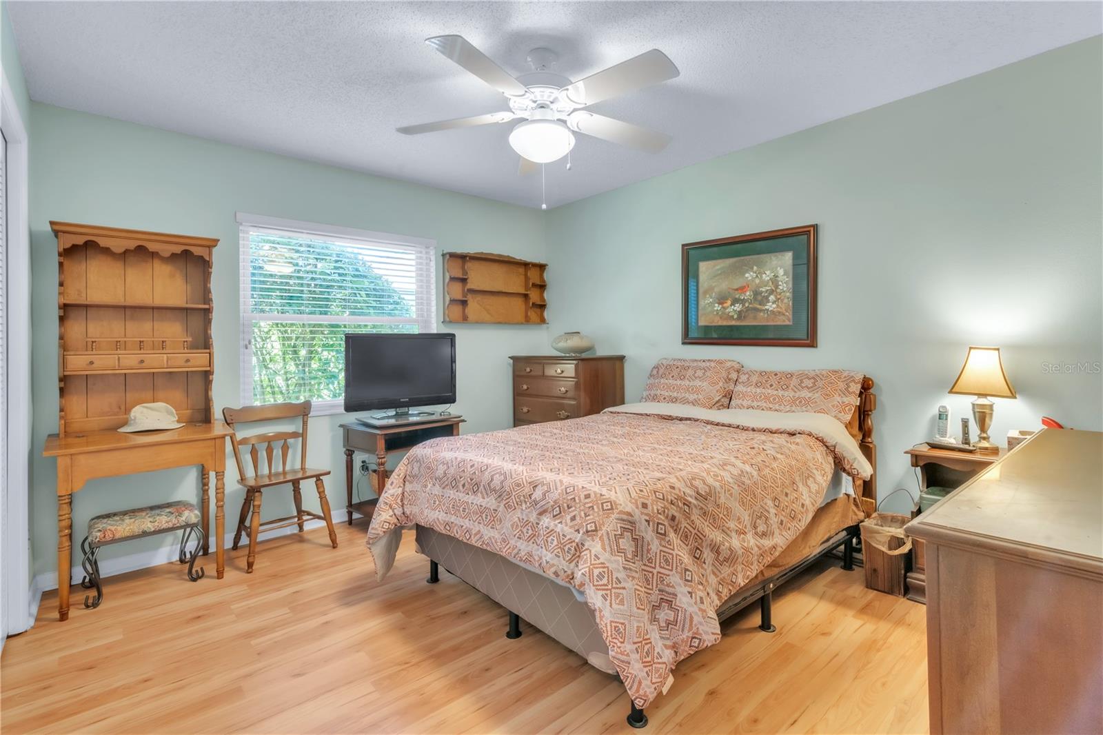 Image 21 of 60 For 3238 Glenridge Drive