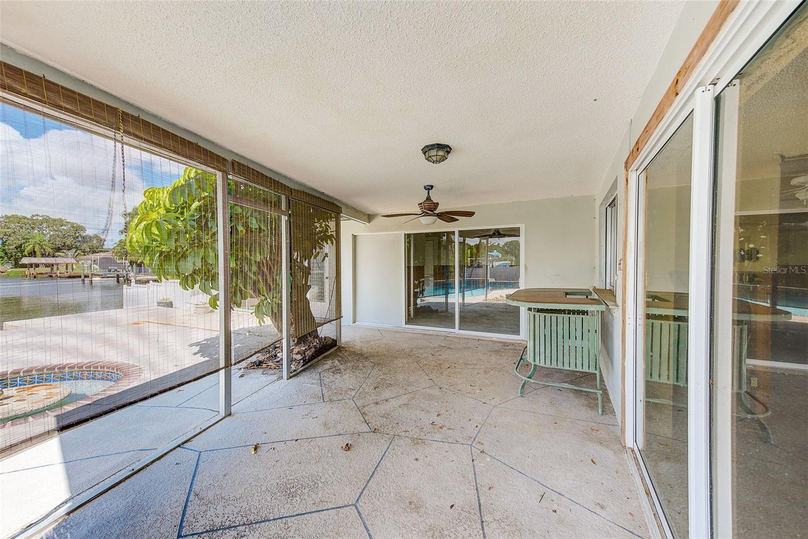 Image 40 of 48 For 2441 Roberta Lane