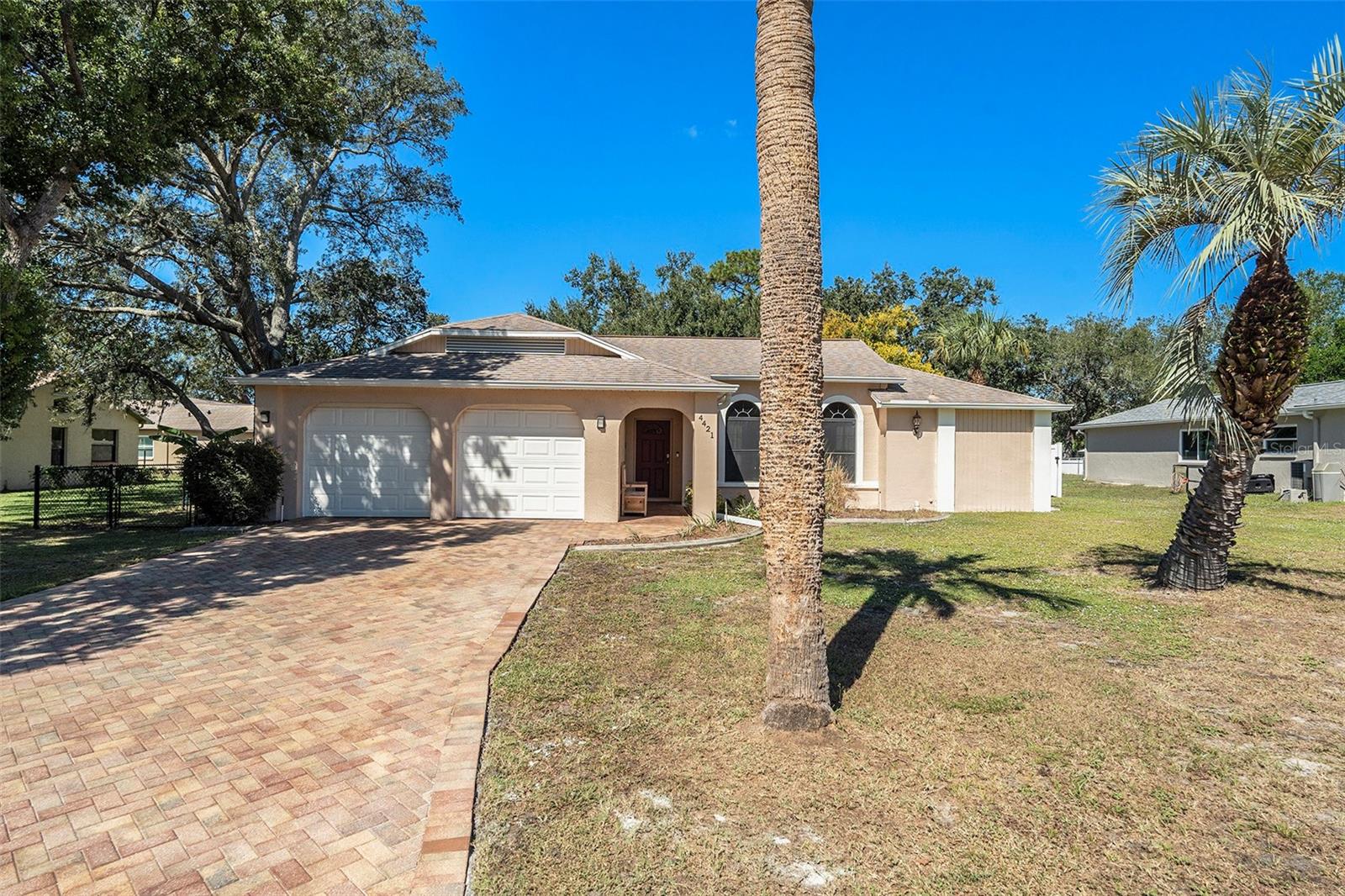 Image 3 of 33 For 4421 Plumosa Street