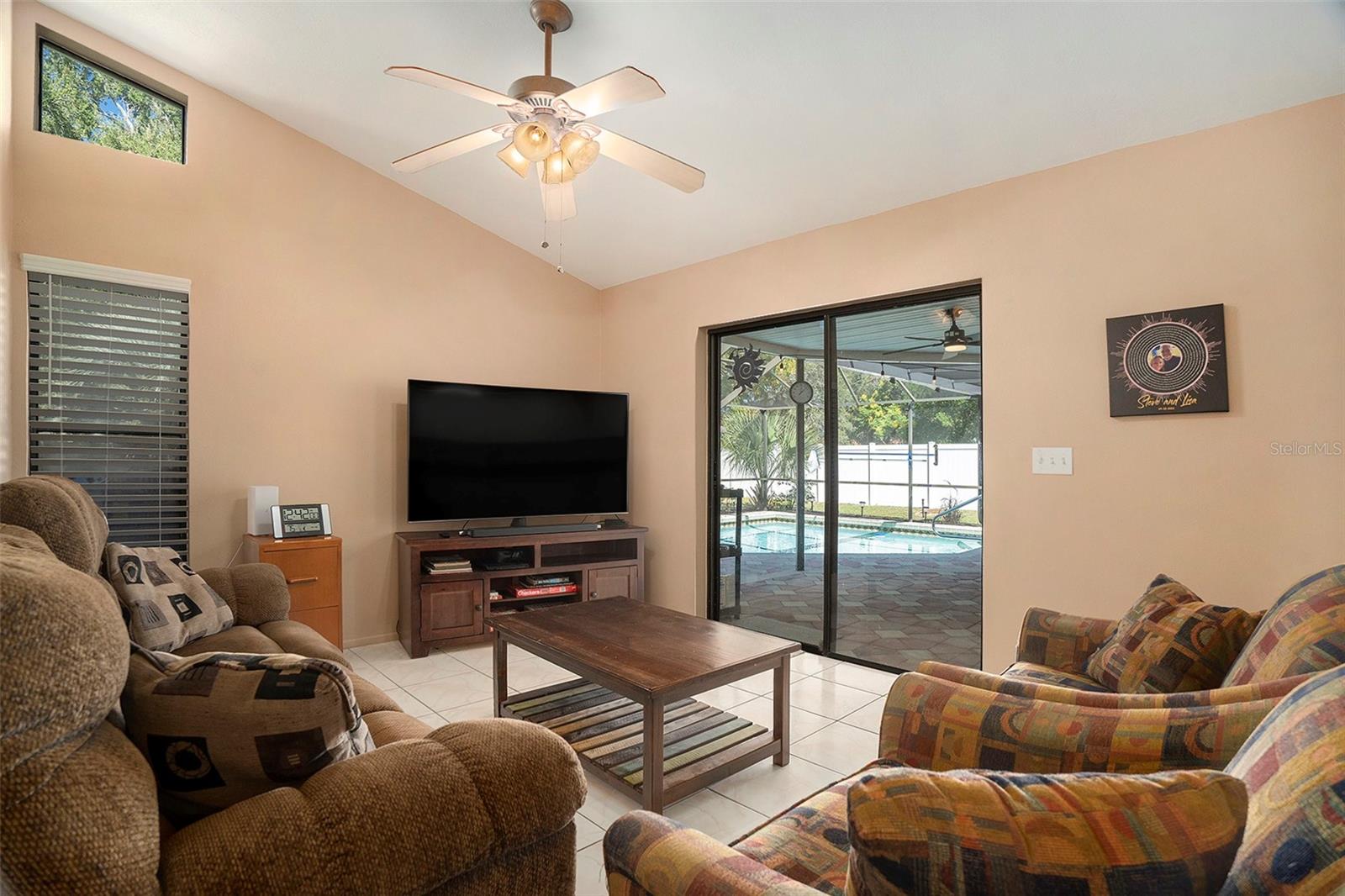 Image 5 of 33 For 4421 Plumosa Street