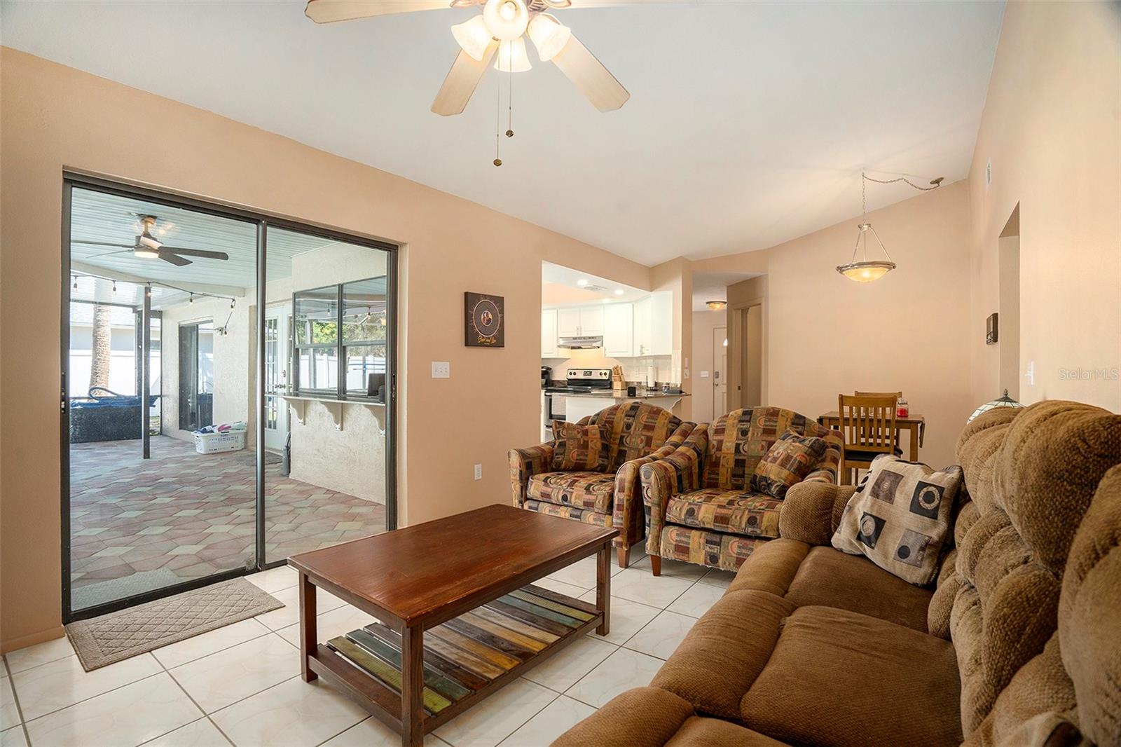 Image 6 of 33 For 4421 Plumosa Street