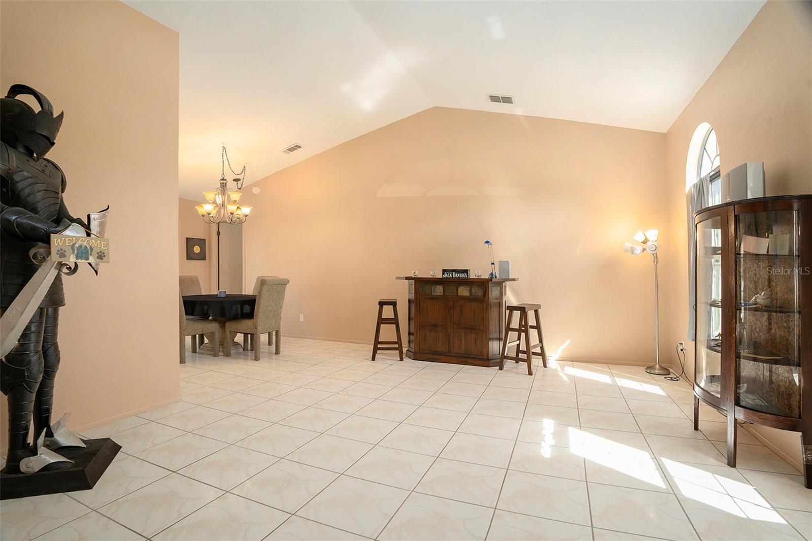 Image 9 of 33 For 4421 Plumosa Street