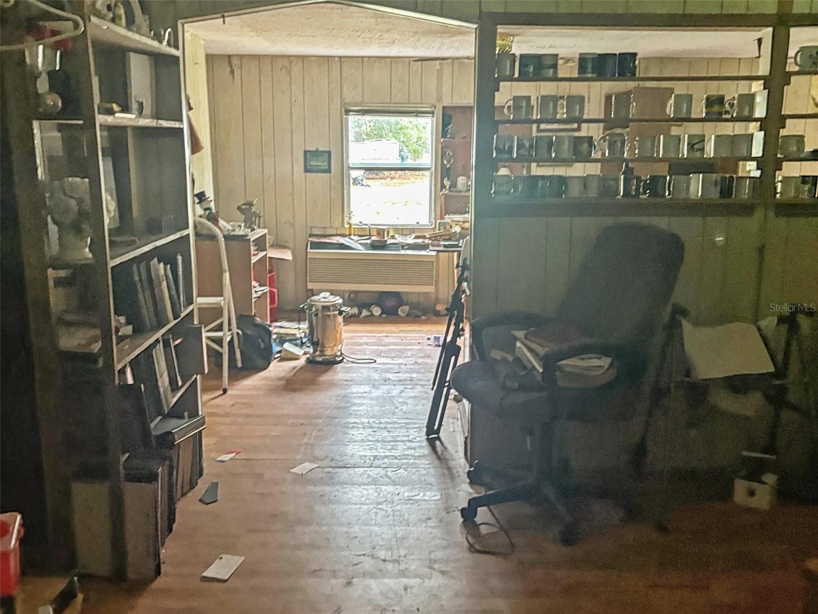 Image 4 of 4 For 1621 Creekwood Run