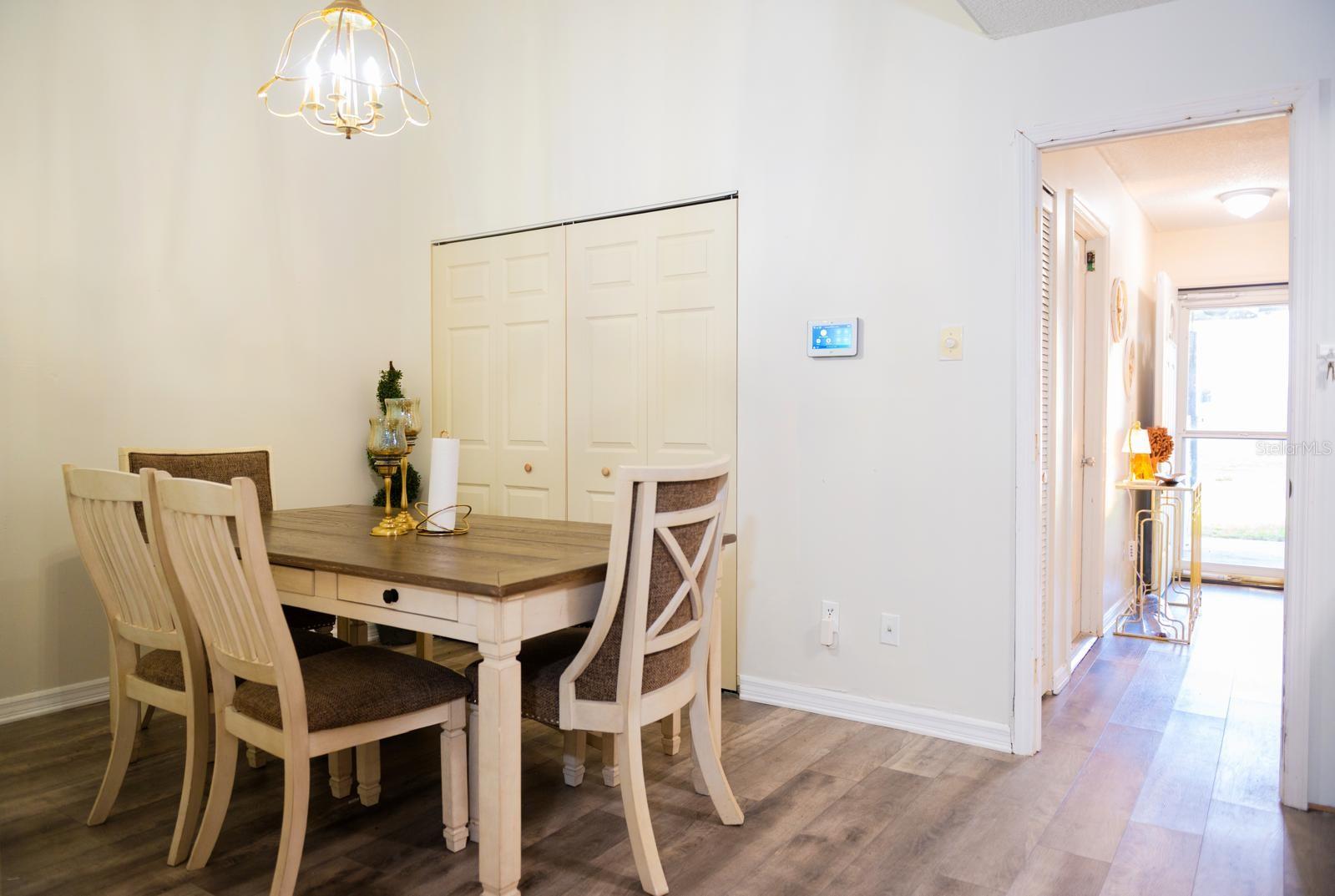 Image 11 of 42 For 5504 Fairfax Street