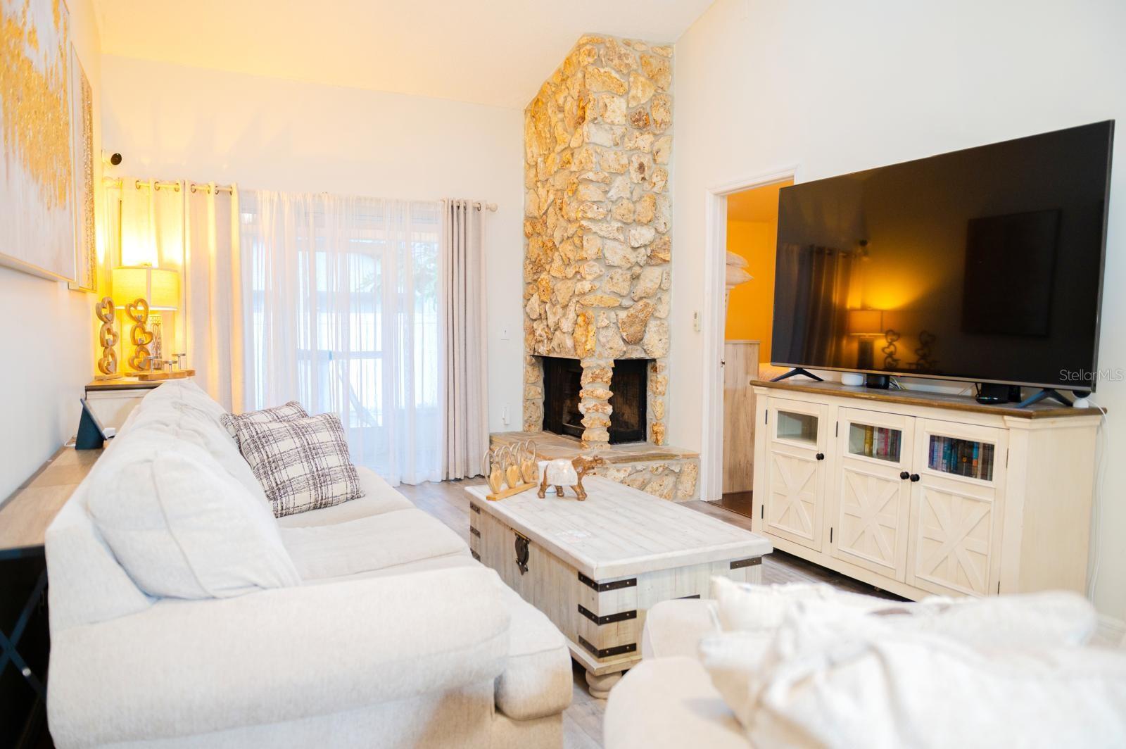 Image 25 of 42 For 5504 Fairfax Street