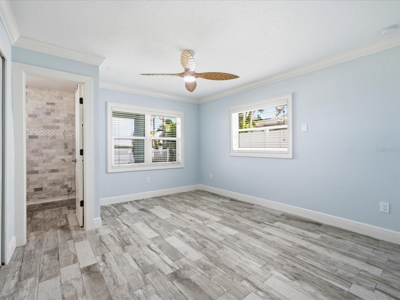 Image 30 of 67 For 828 Bay Point Drive