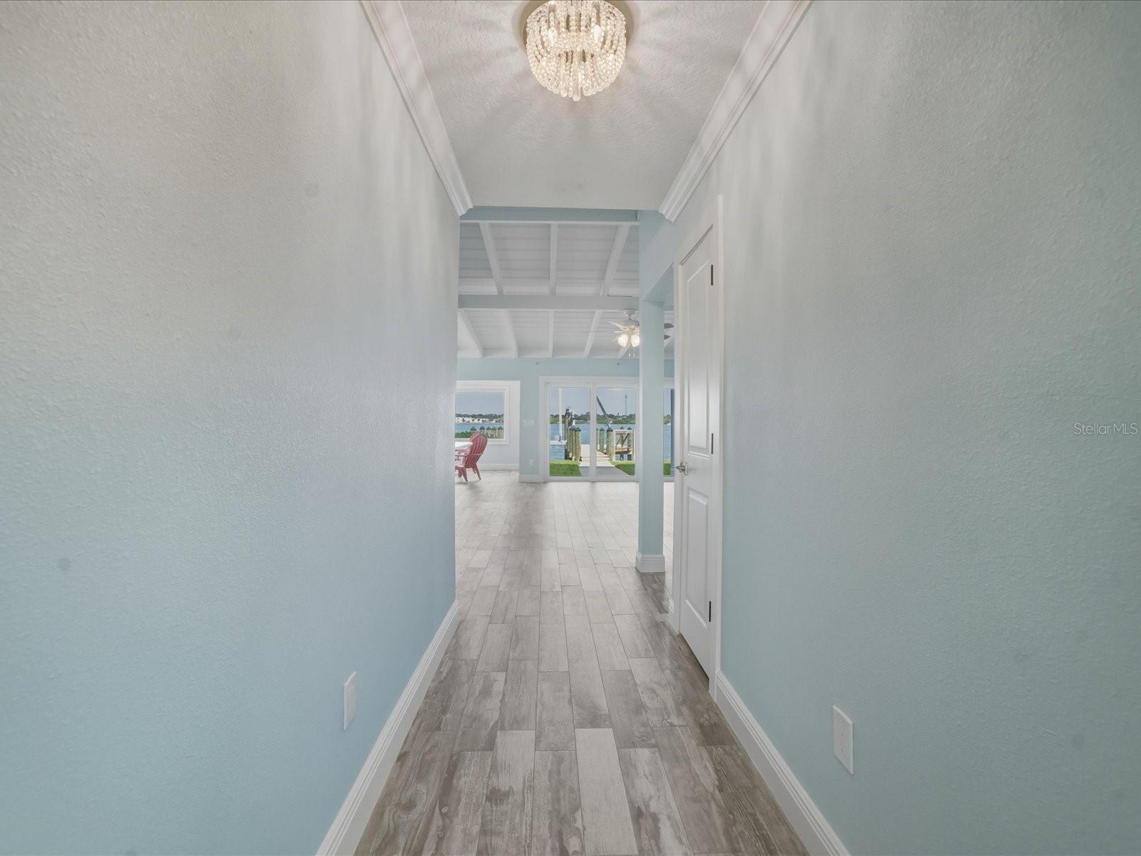 Image 7 of 67 For 828 Bay Point Drive