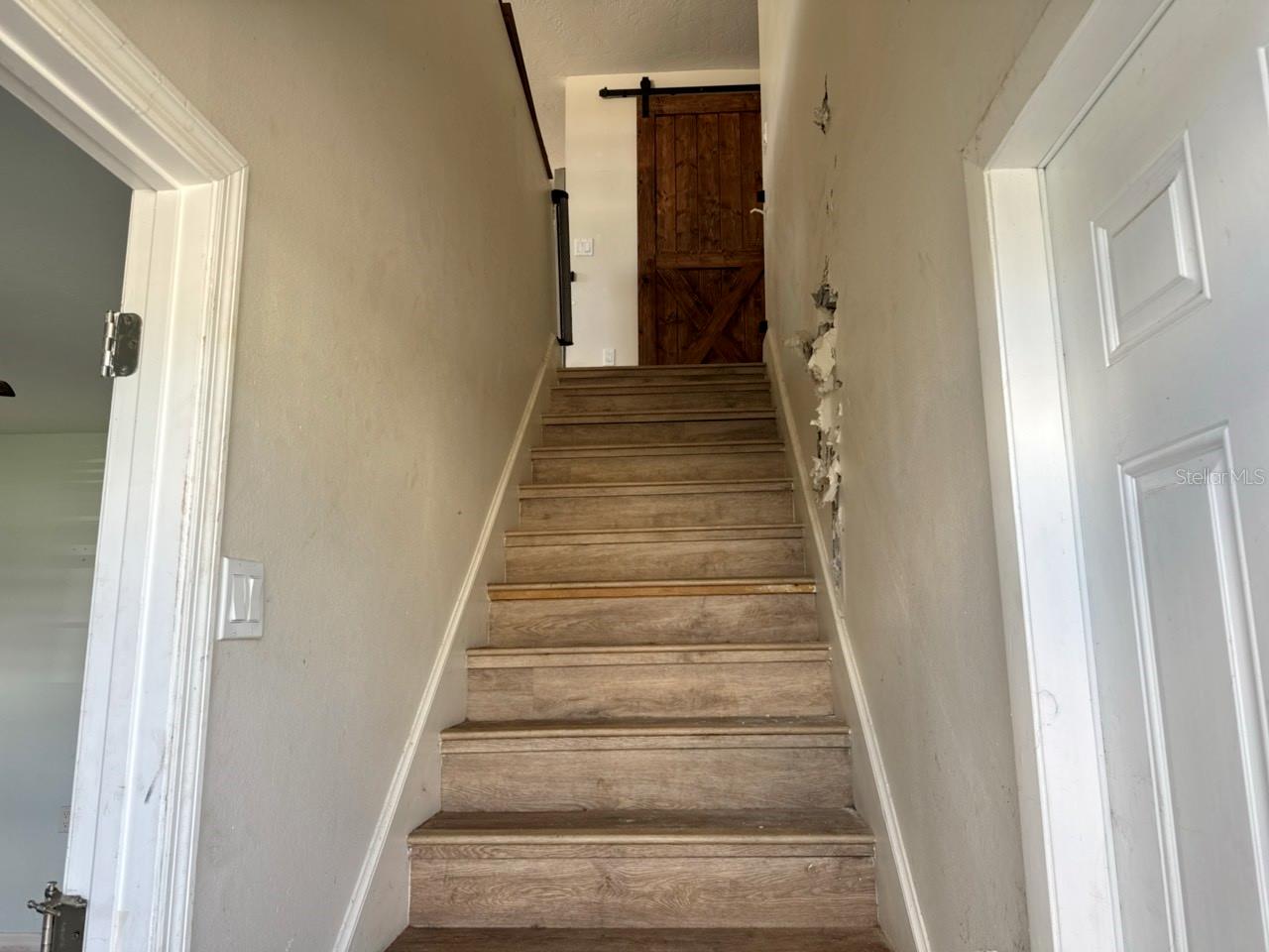 Image 6 of 15 For 711 47th Street W