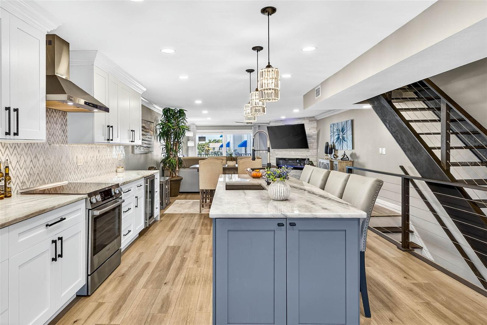 Image 12 of 61 For 745 Pinellas Bayway S 302