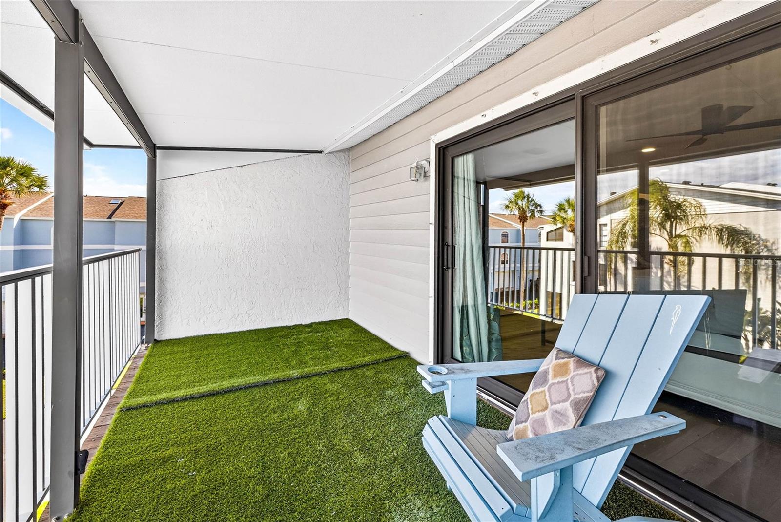 Image 40 of 61 For 745 Pinellas Bayway S 302