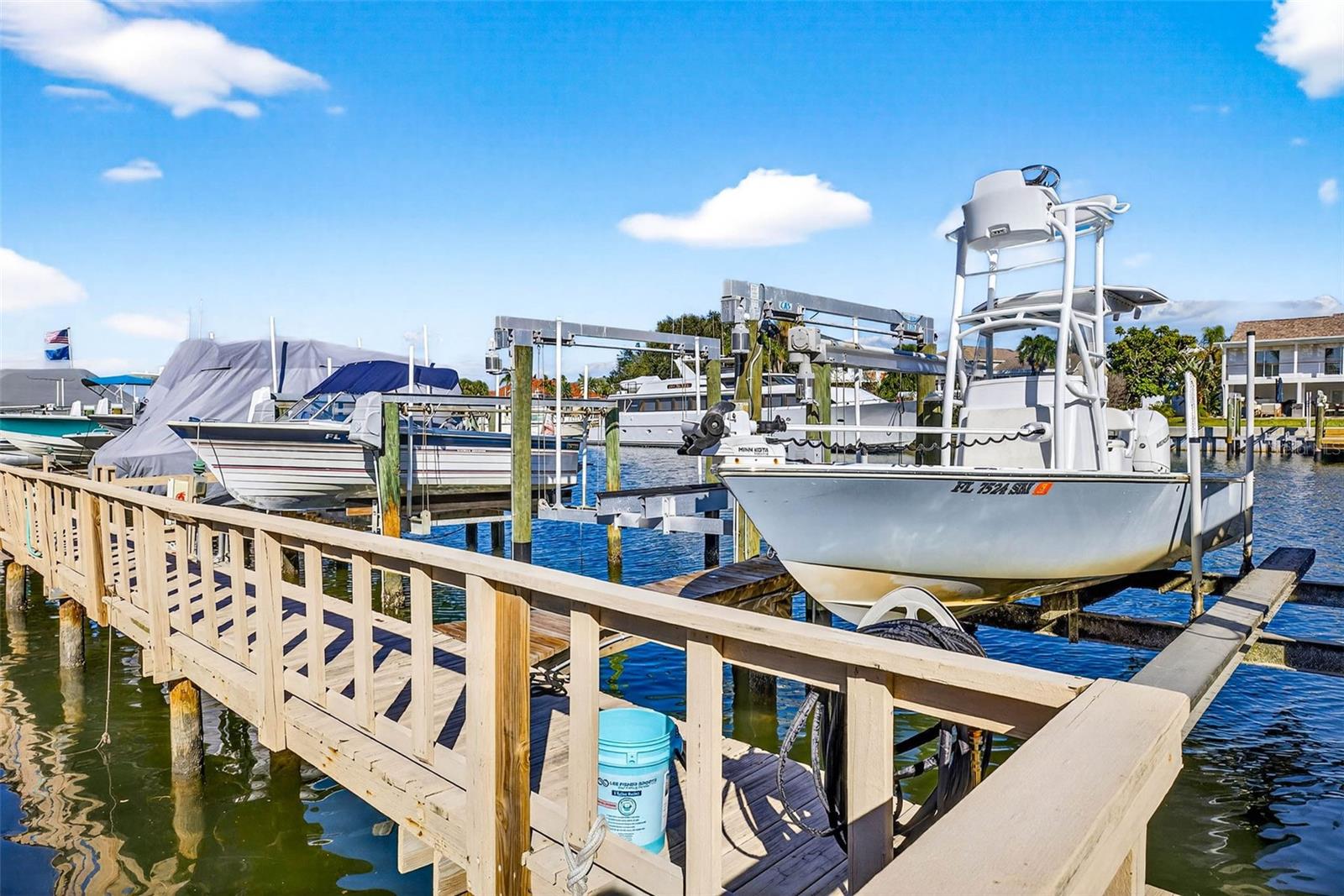 Image 42 of 61 For 745 Pinellas Bayway S 302
