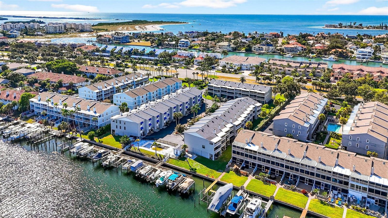 Image 59 of 61 For 745 Pinellas Bayway S 302