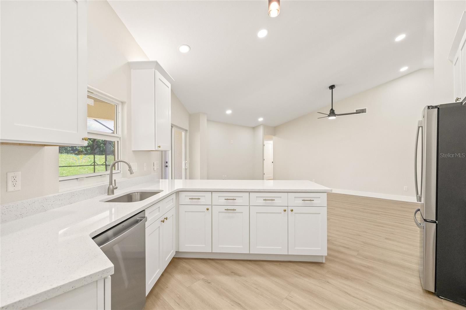 Image 17 of 46 For 2538 Indigo Drive