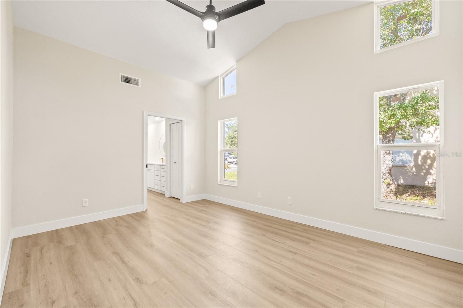 Image 20 of 46 For 2538 Indigo Drive