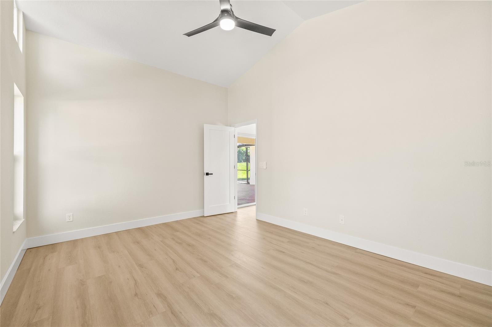 Image 21 of 46 For 2538 Indigo Drive