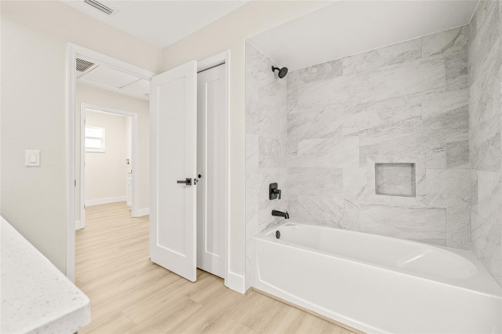 Image 32 of 46 For 2538 Indigo Drive