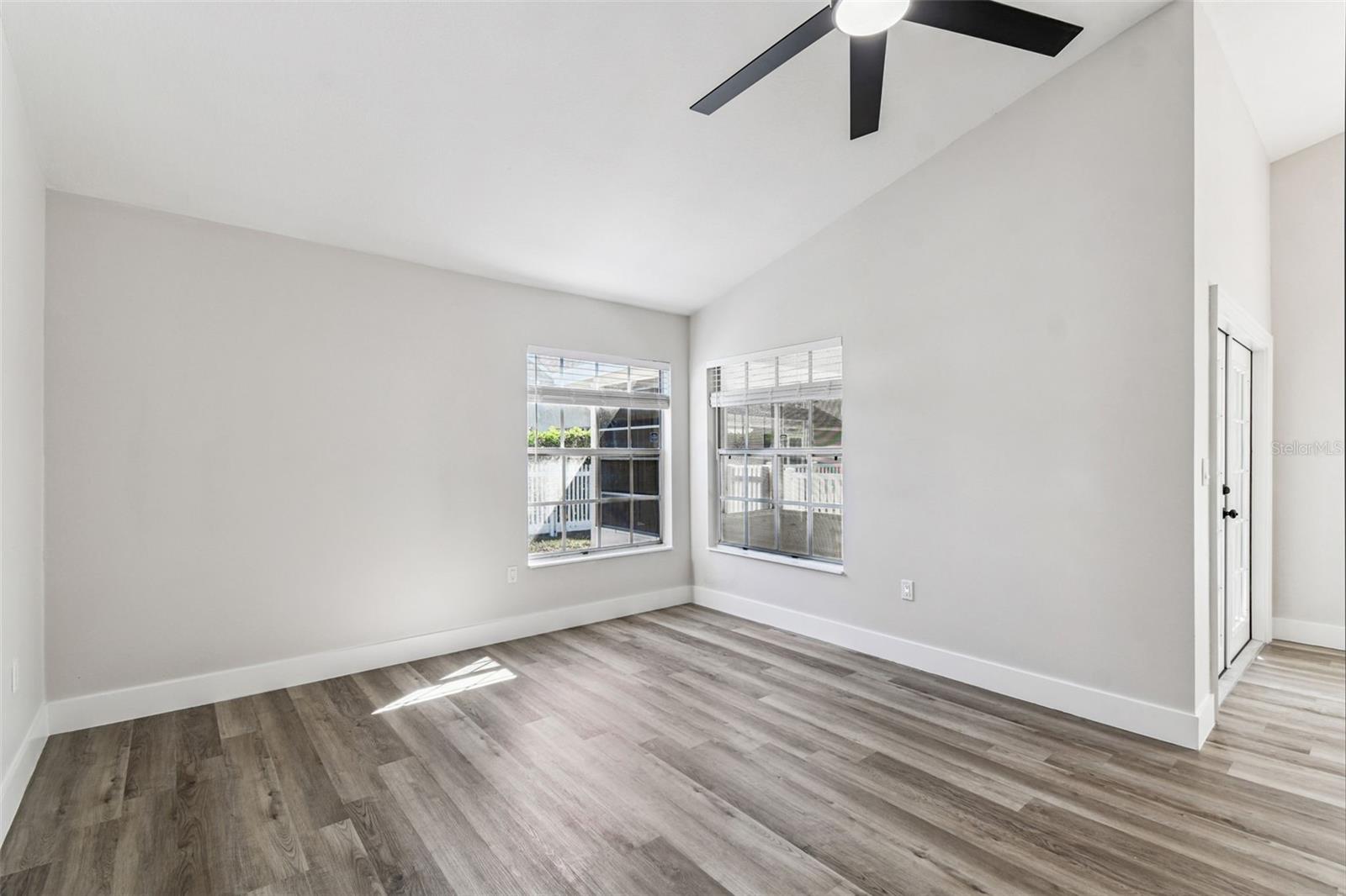 Image 8 of 42 For 4124 Randolph Street
