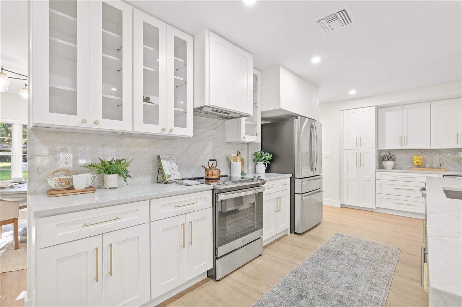 Image 11 of 72 For 2615 Desoto Way S