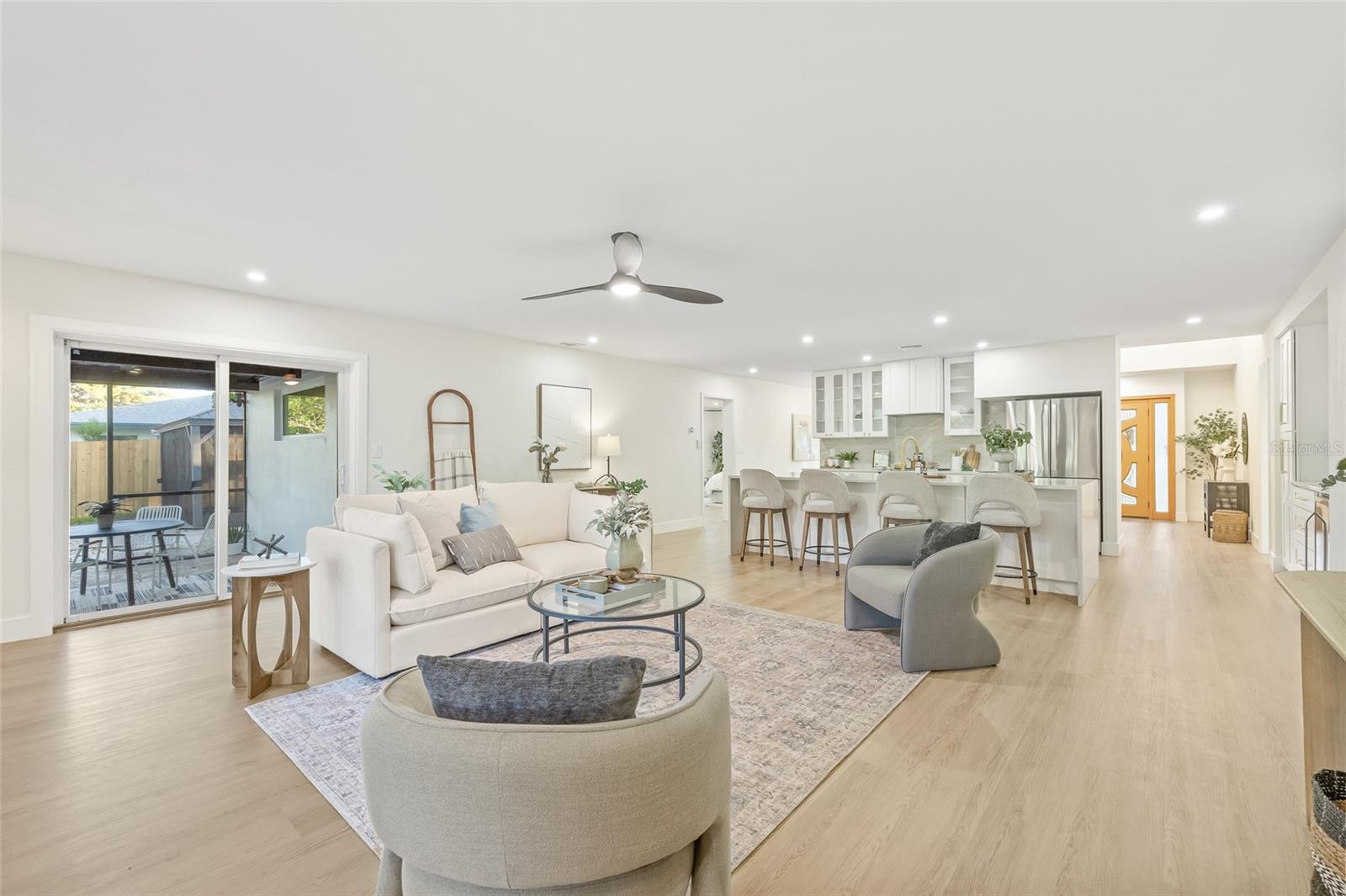 Image 17 of 72 For 2615 Desoto Way S