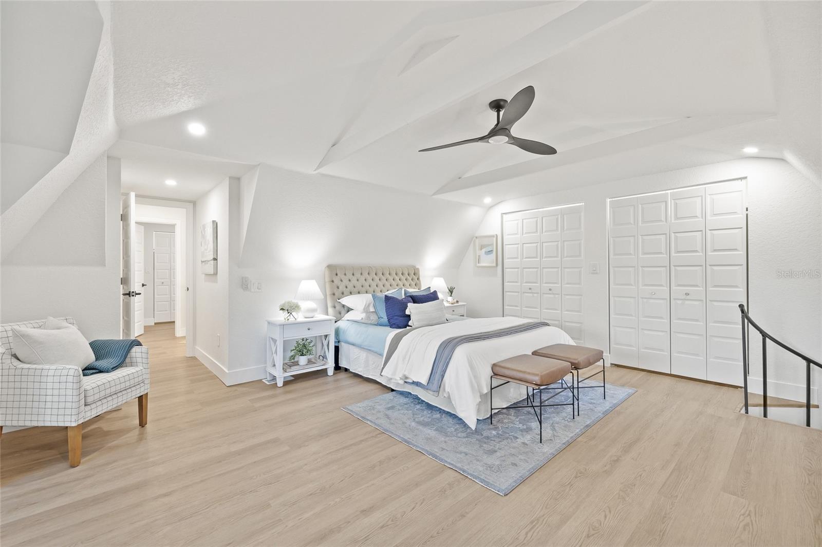 Image 39 of 72 For 2615 Desoto Way S