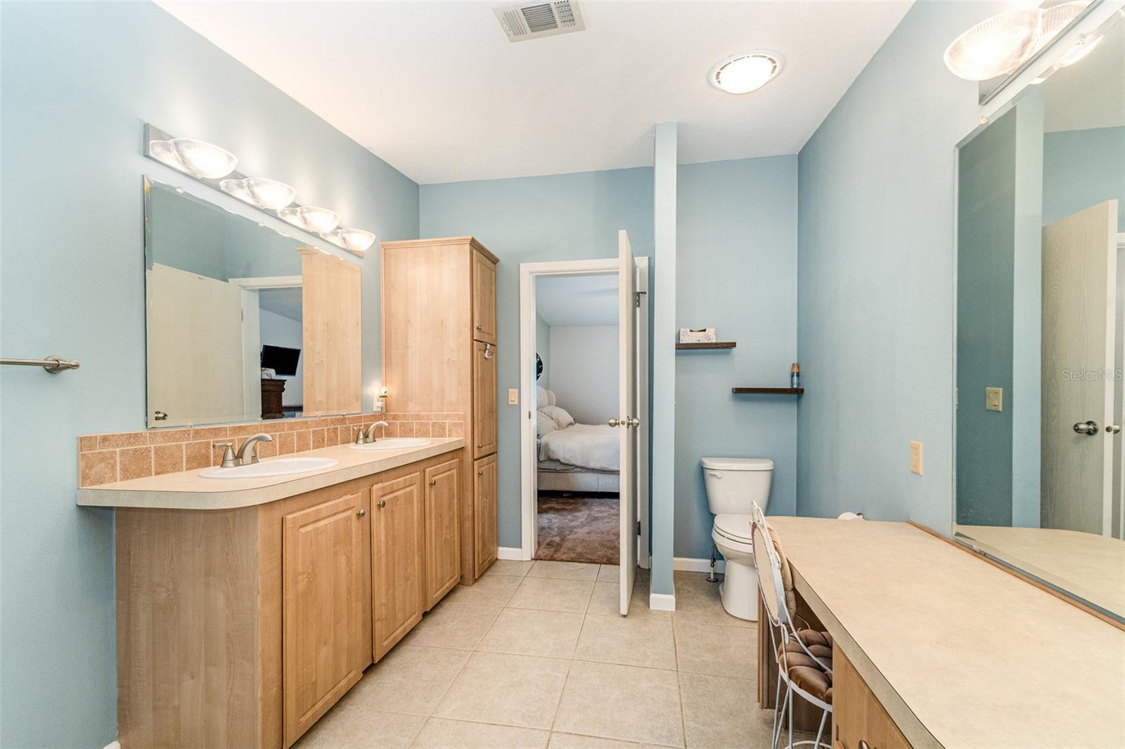 Image 15 of 32 For 4328 Meadow Street