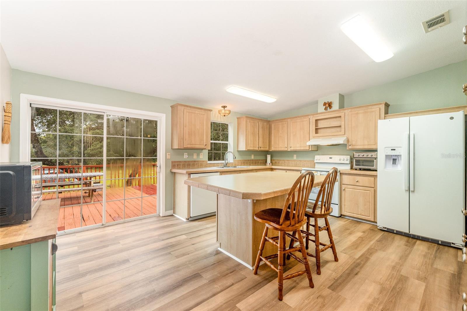 Image 8 of 32 For 4328 Meadow Street