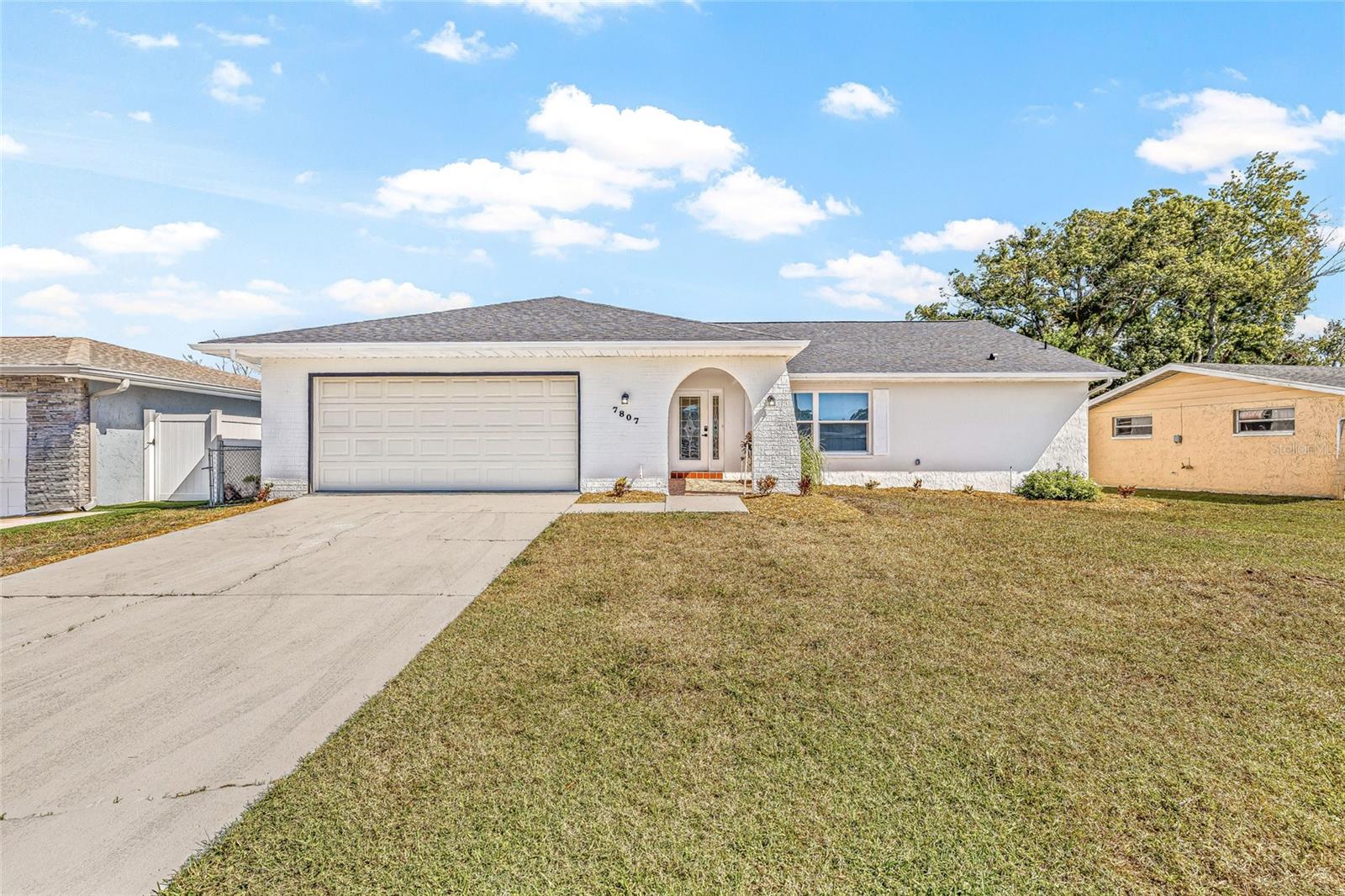 Image 40 of 43 For 7807 Summertree Lane