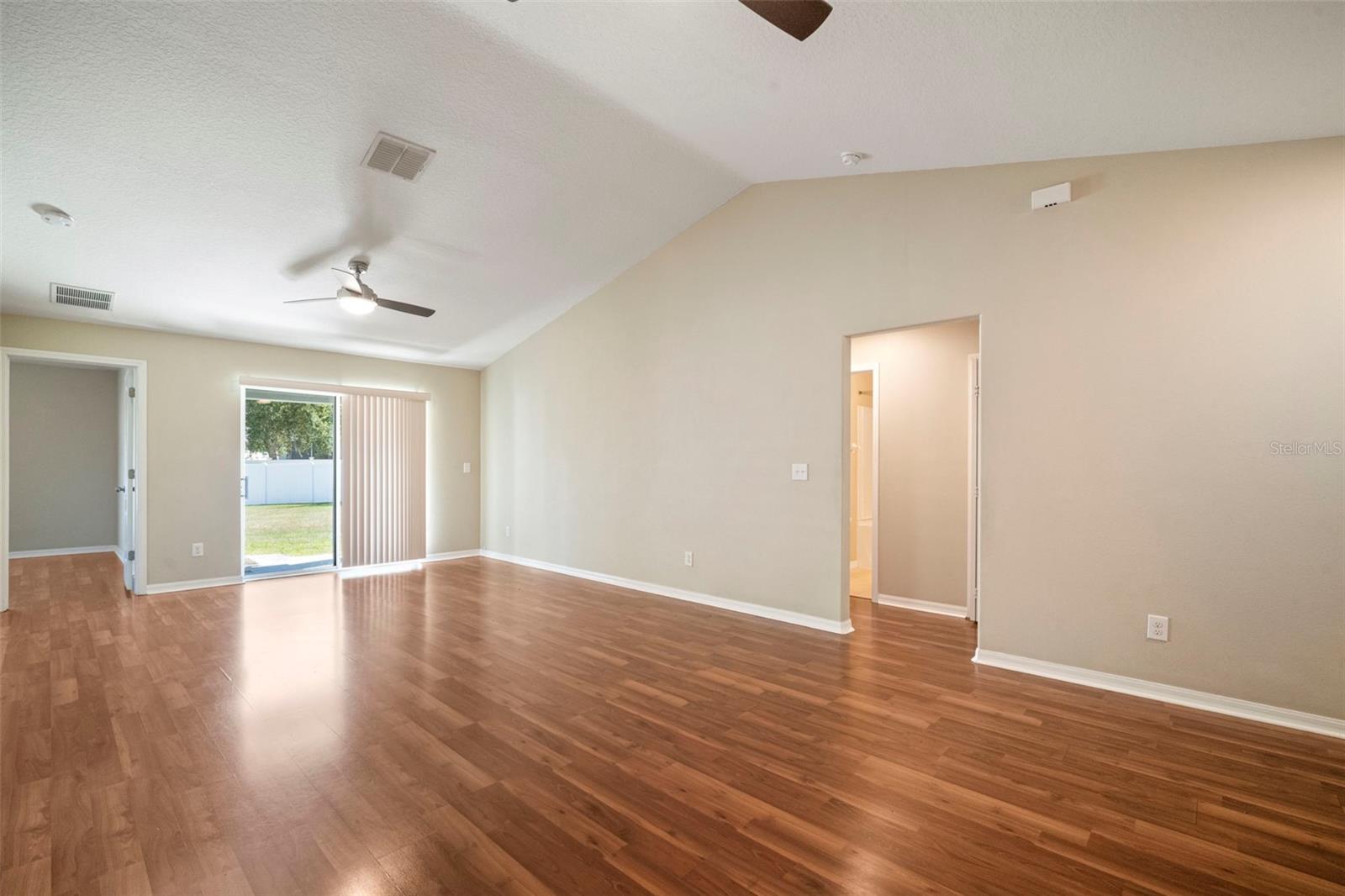 Image 8 of 39 For 13738 Caden Glen Drive