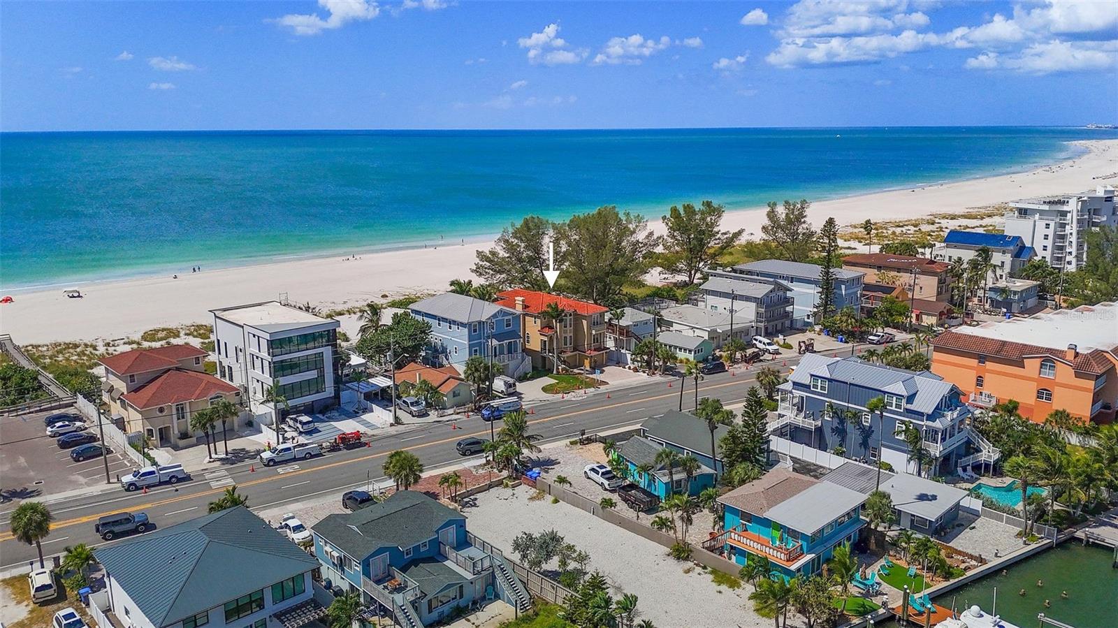 Image 14 of 77 For 10048 Gulf Boulevard