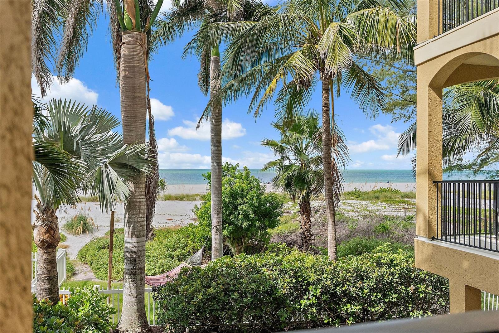 Image 20 of 77 For 10048 Gulf Boulevard