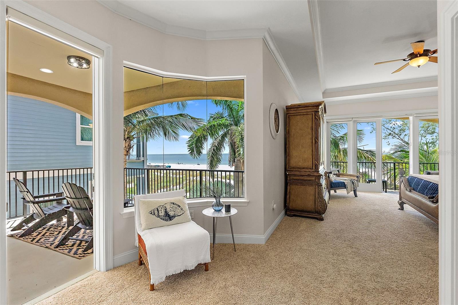 Image 37 of 77 For 10048 Gulf Boulevard