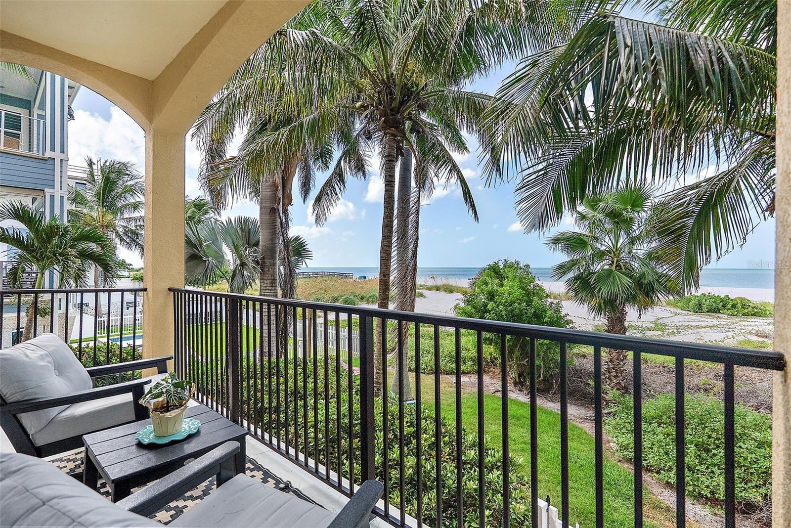 Image 5 of 77 For 10048 Gulf Boulevard
