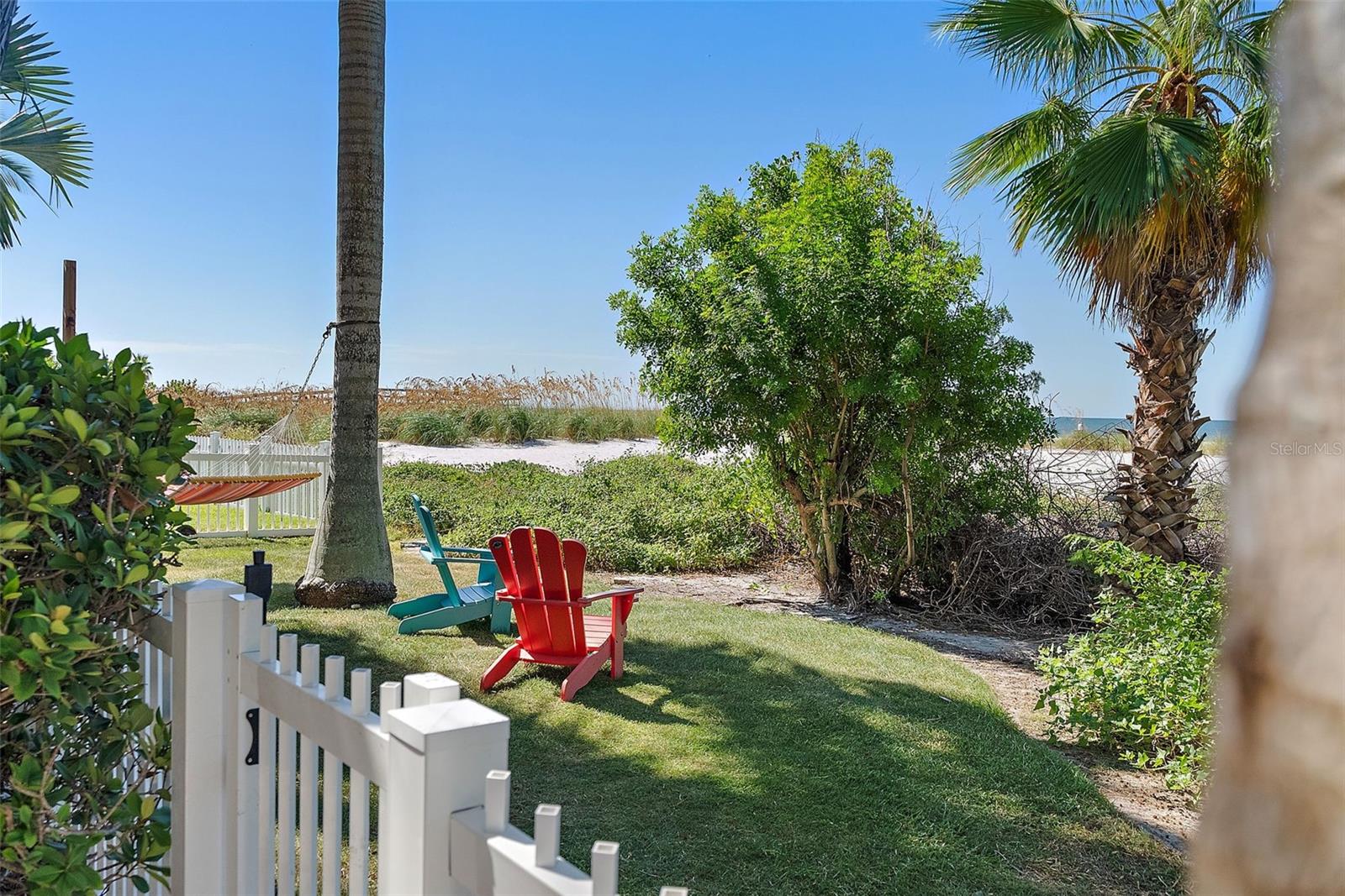 Image 69 of 77 For 10048 Gulf Boulevard
