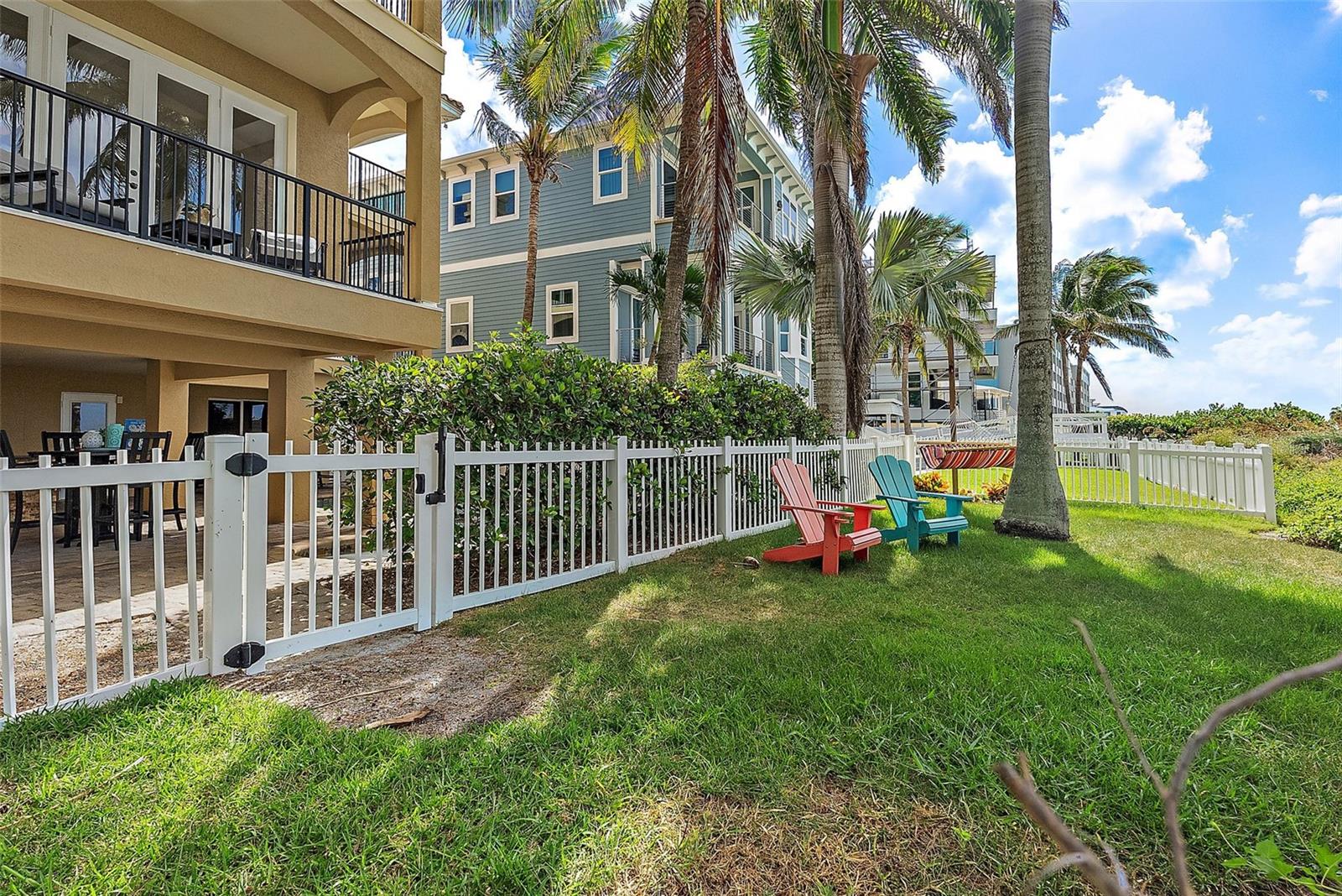 Image 71 of 77 For 10048 Gulf Boulevard
