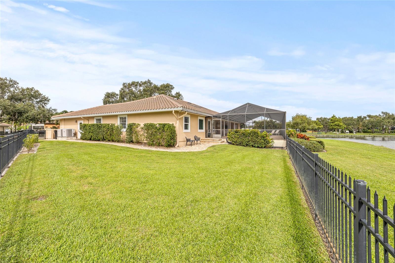 Image 27 of 64 For 1080 Water Oak Court Ne